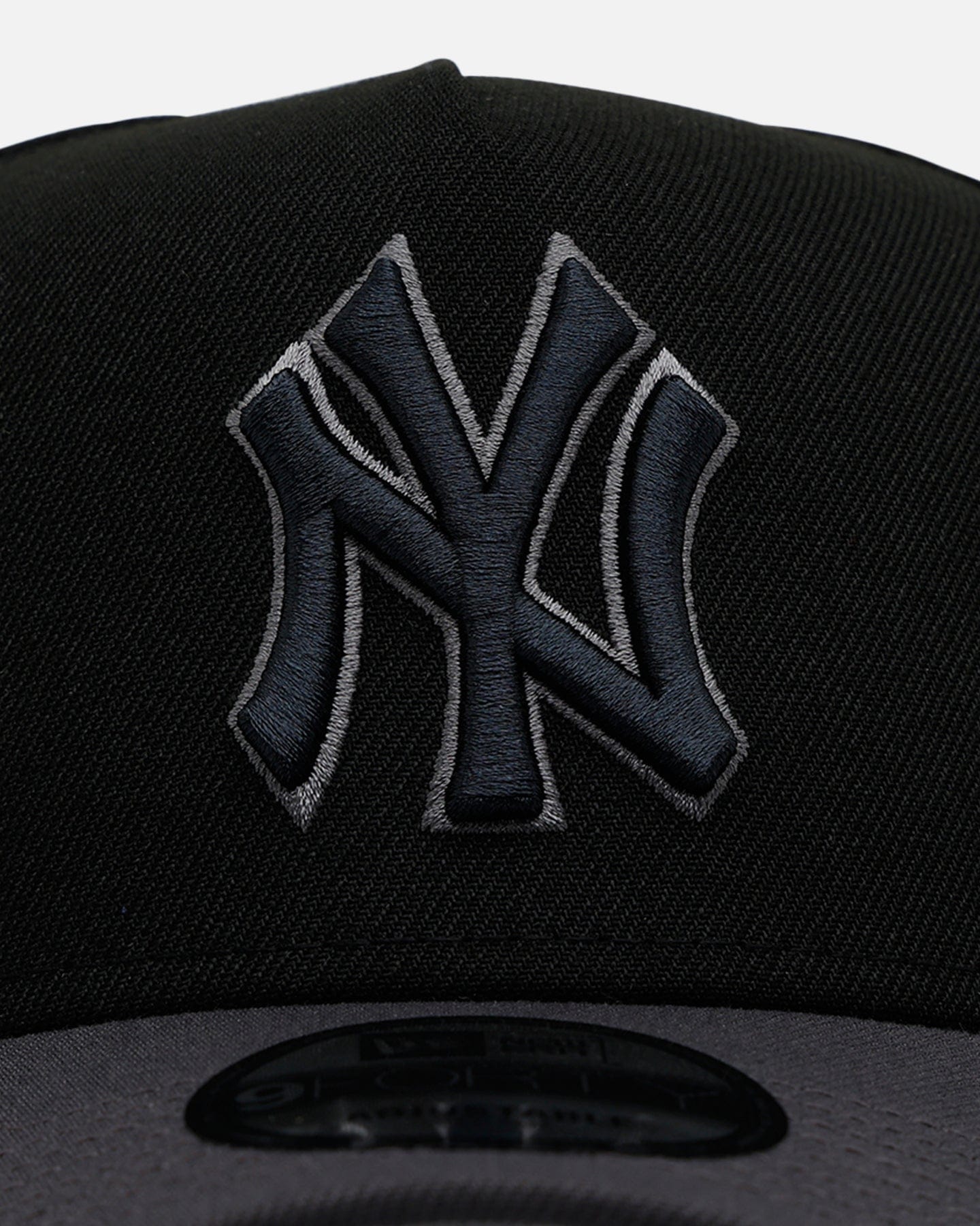 New Era New York Yankees Stealth 9FORTY A - Frame Snapback Black/Charcoal