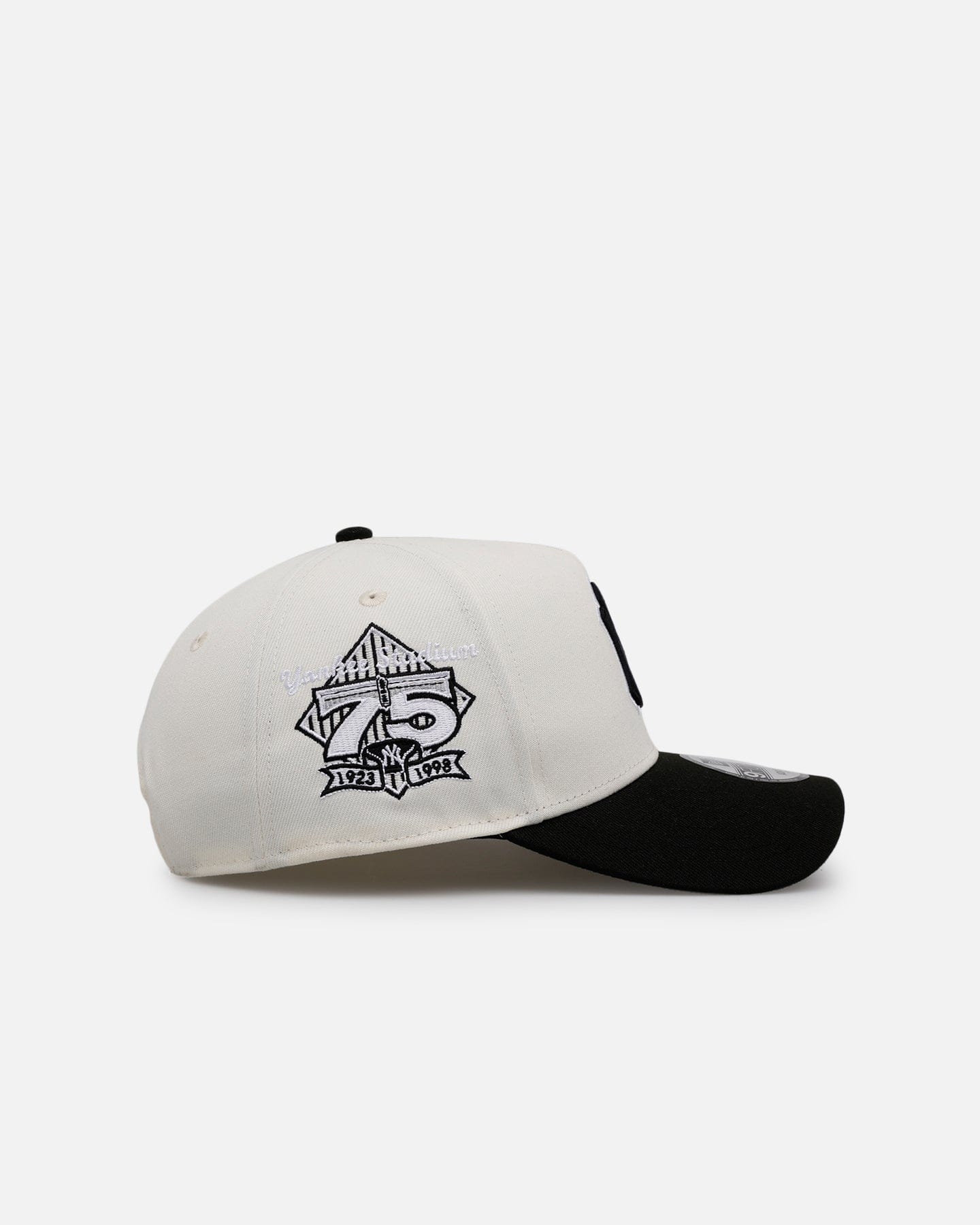 New Era New York Yankees Chrome Black 9FORTY A - Frame Snapback Chrome/Black