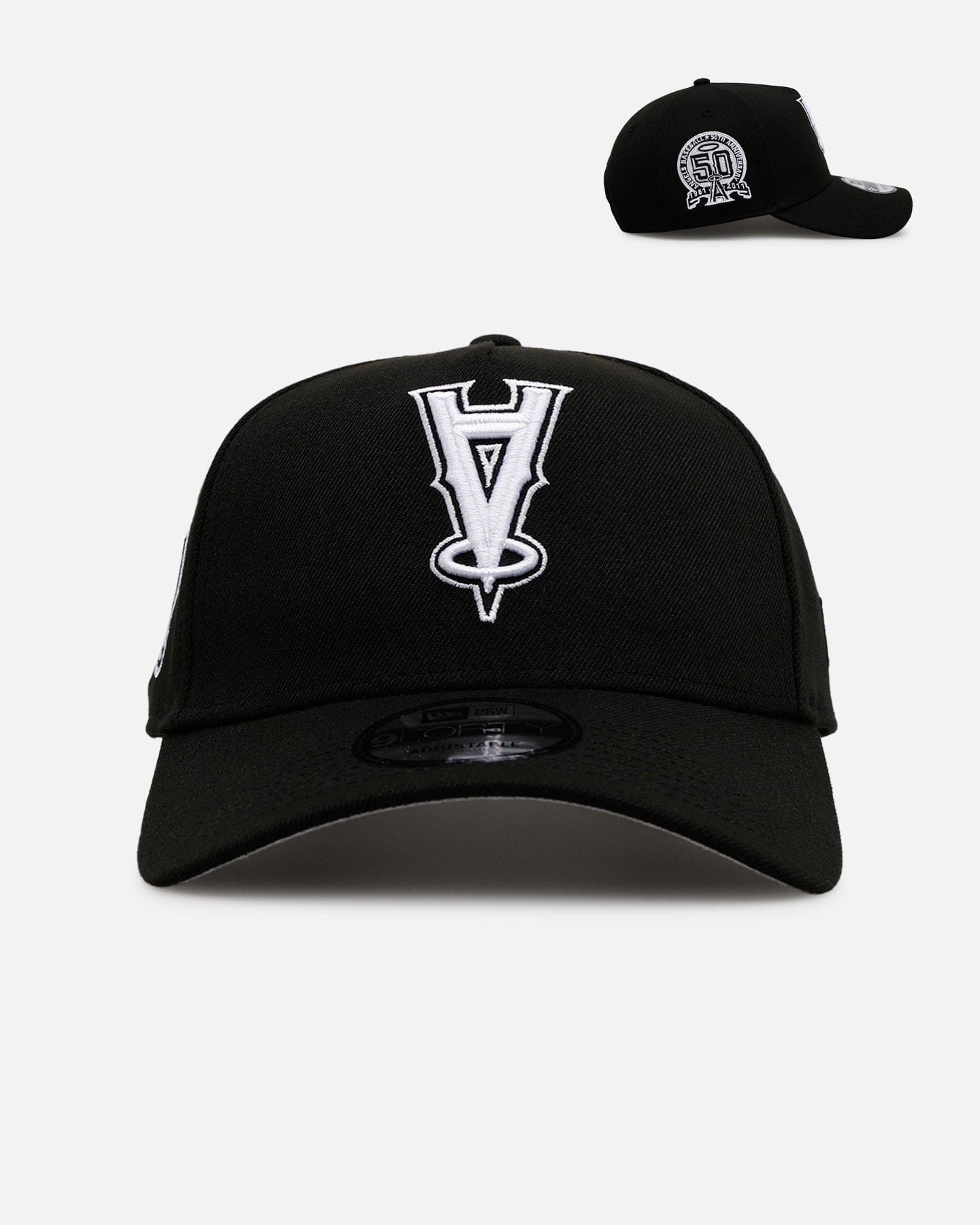 New Era Los Angeles Angels Black White Upside Down Logo 9FORTY A - Frame Snapback Black/White