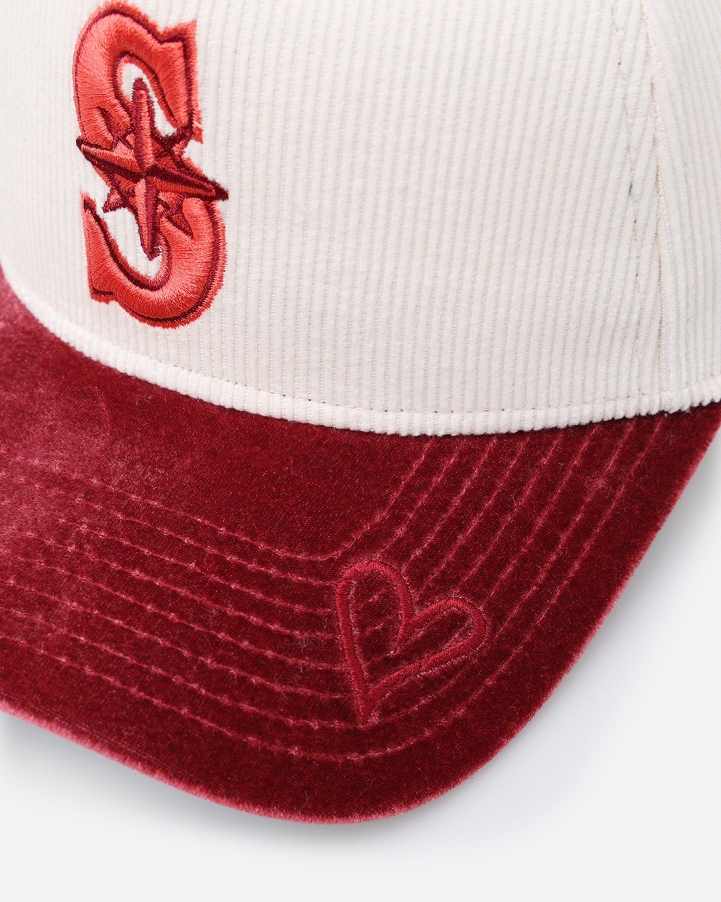 New Era Seattle Mariners Premium Corduroy Velvet 9FORTY A - Frame Snapback Chrome White/Cardinal