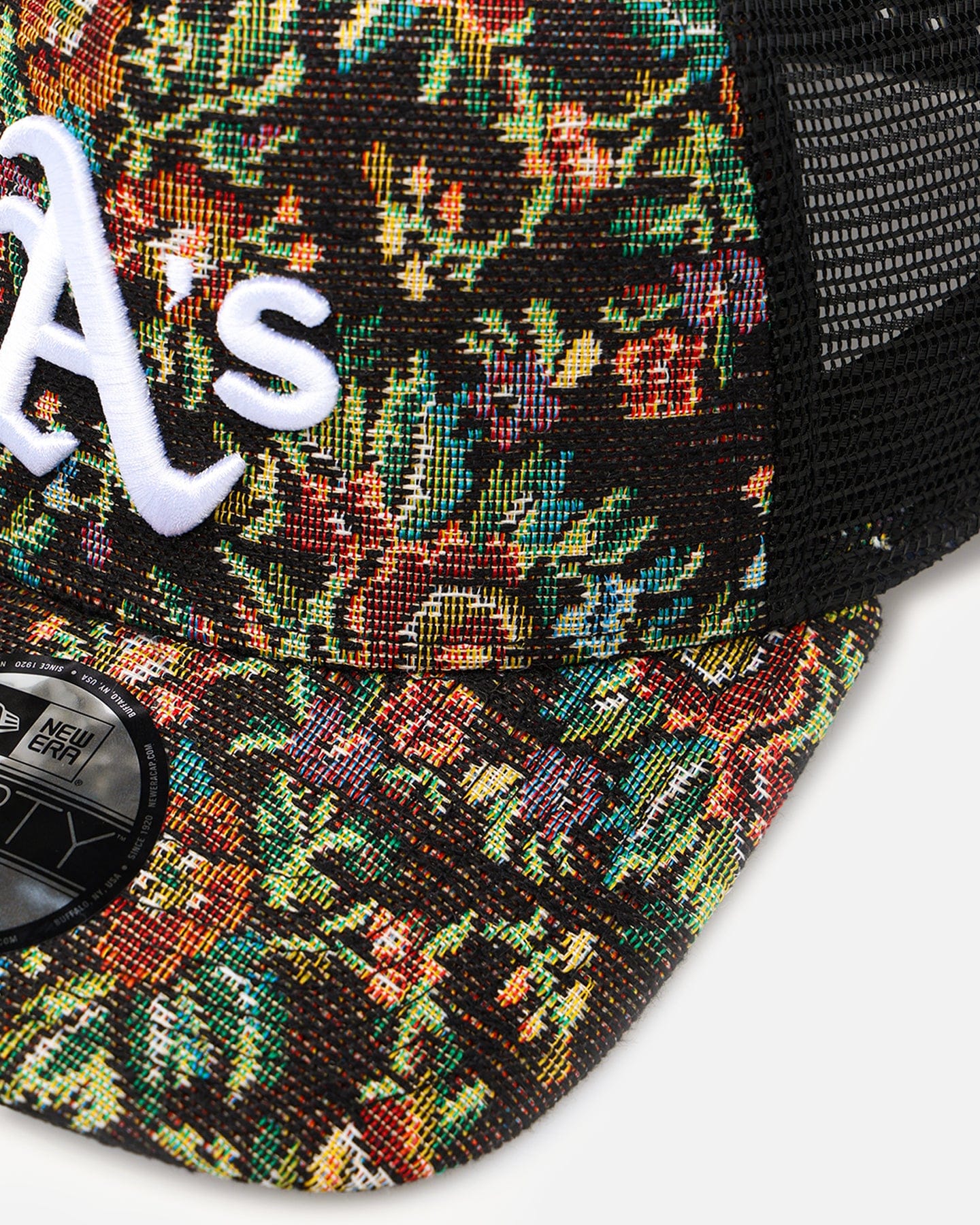 New Era Oakland Athletics Black Floral Tapestry 9FORTY A - Frame Trucker Snapback Tapestry