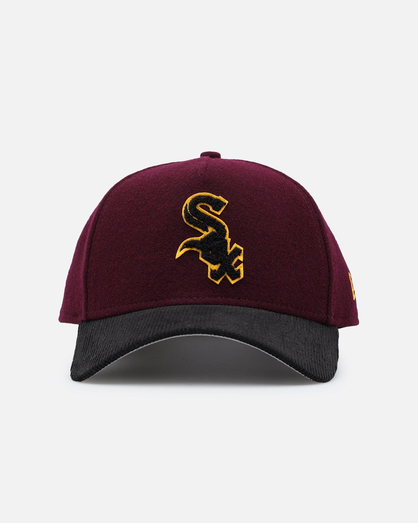New Era Chicago White Sox Large Chenille 9FORTY A - Frame Snapback Maroon