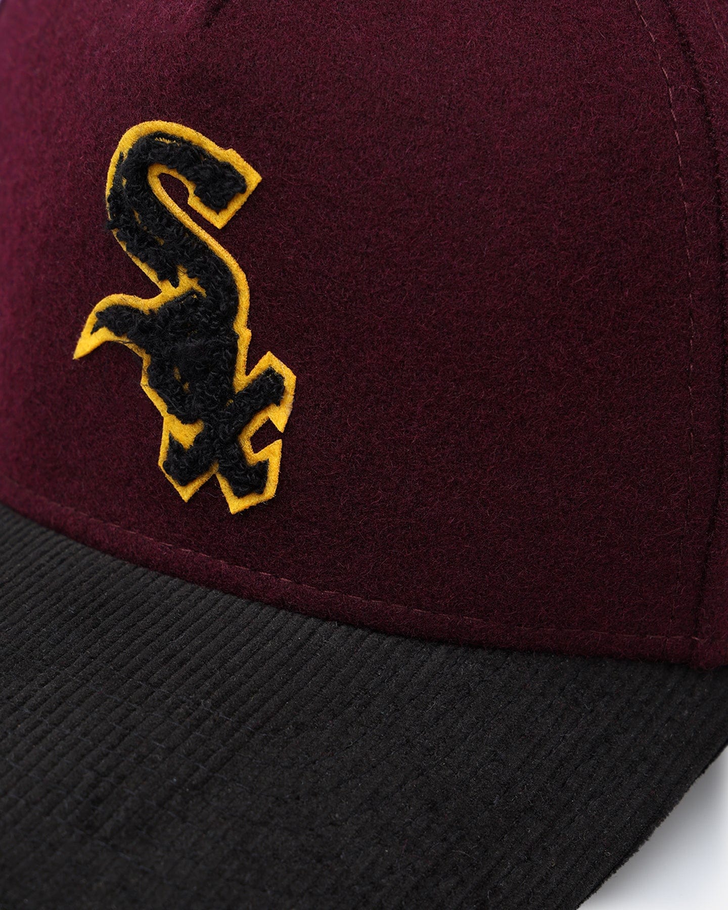 New Era Chicago White Sox Large Chenille 9FORTY A - Frame Snapback Maroon