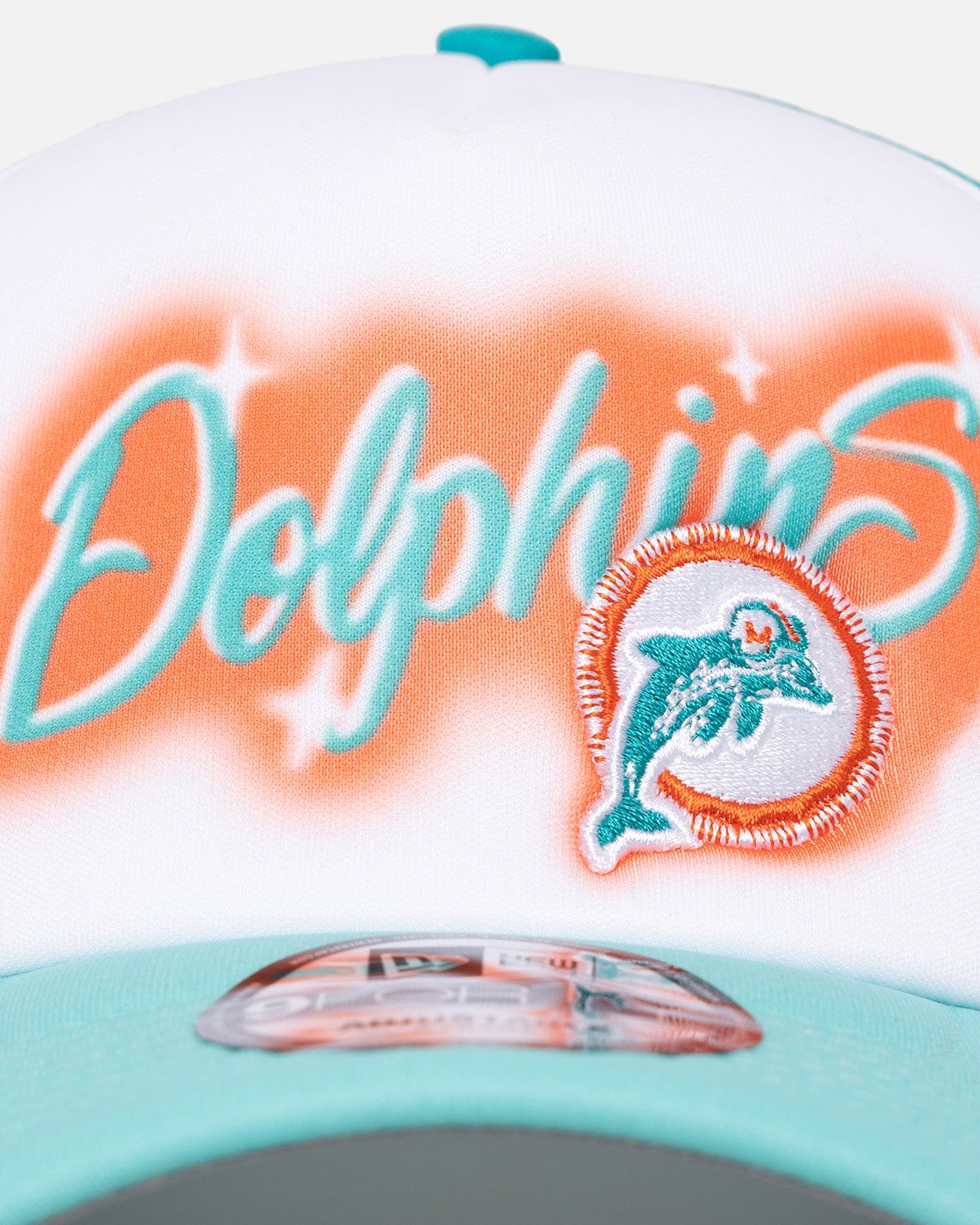 New Era Miami Dolphins Airbrush 9FORTY A - Frame Trucker Snapback White/OTC