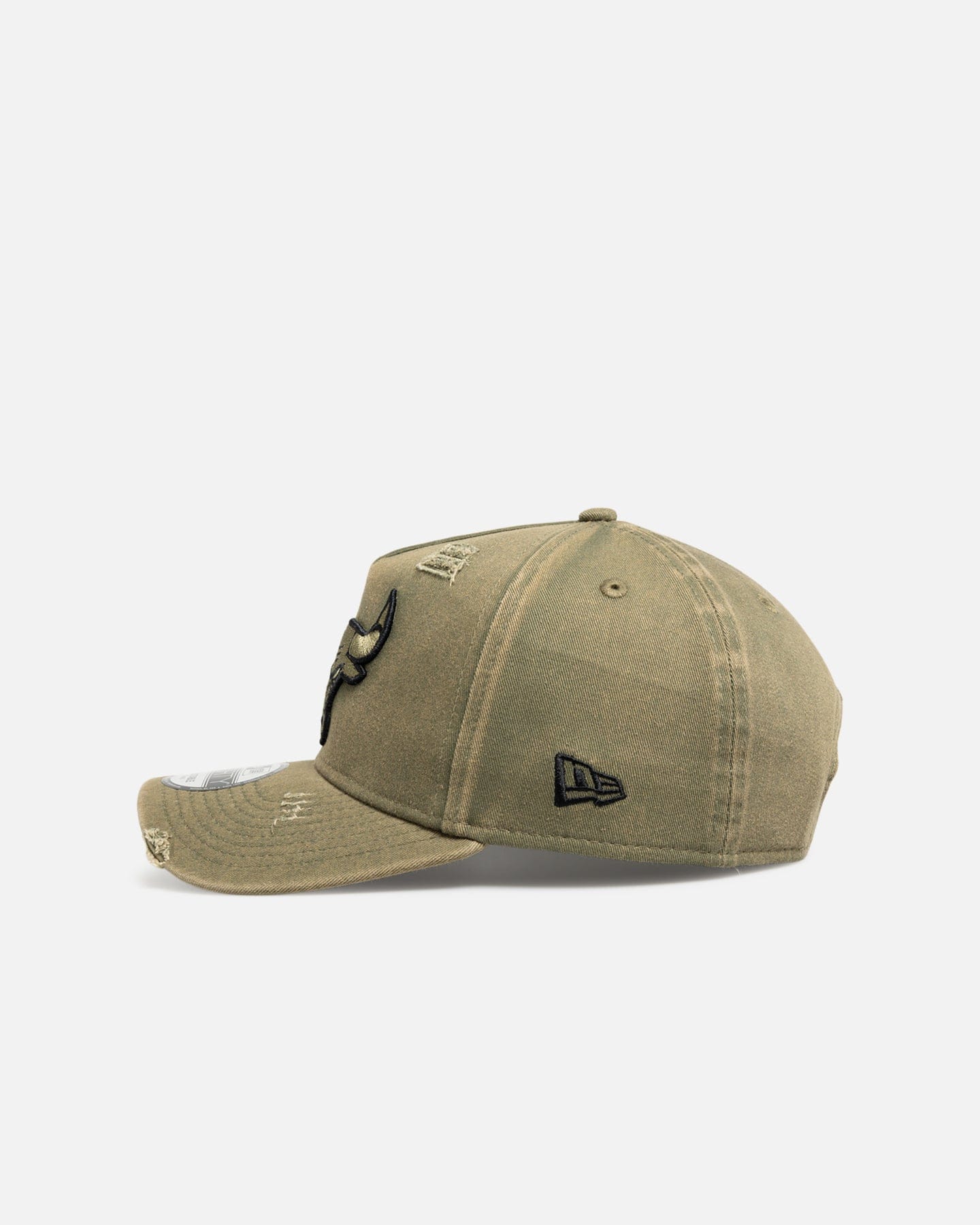 New Era Chicago Bulls Distressed Olive 9FORTY A - Frame Snapback Olive