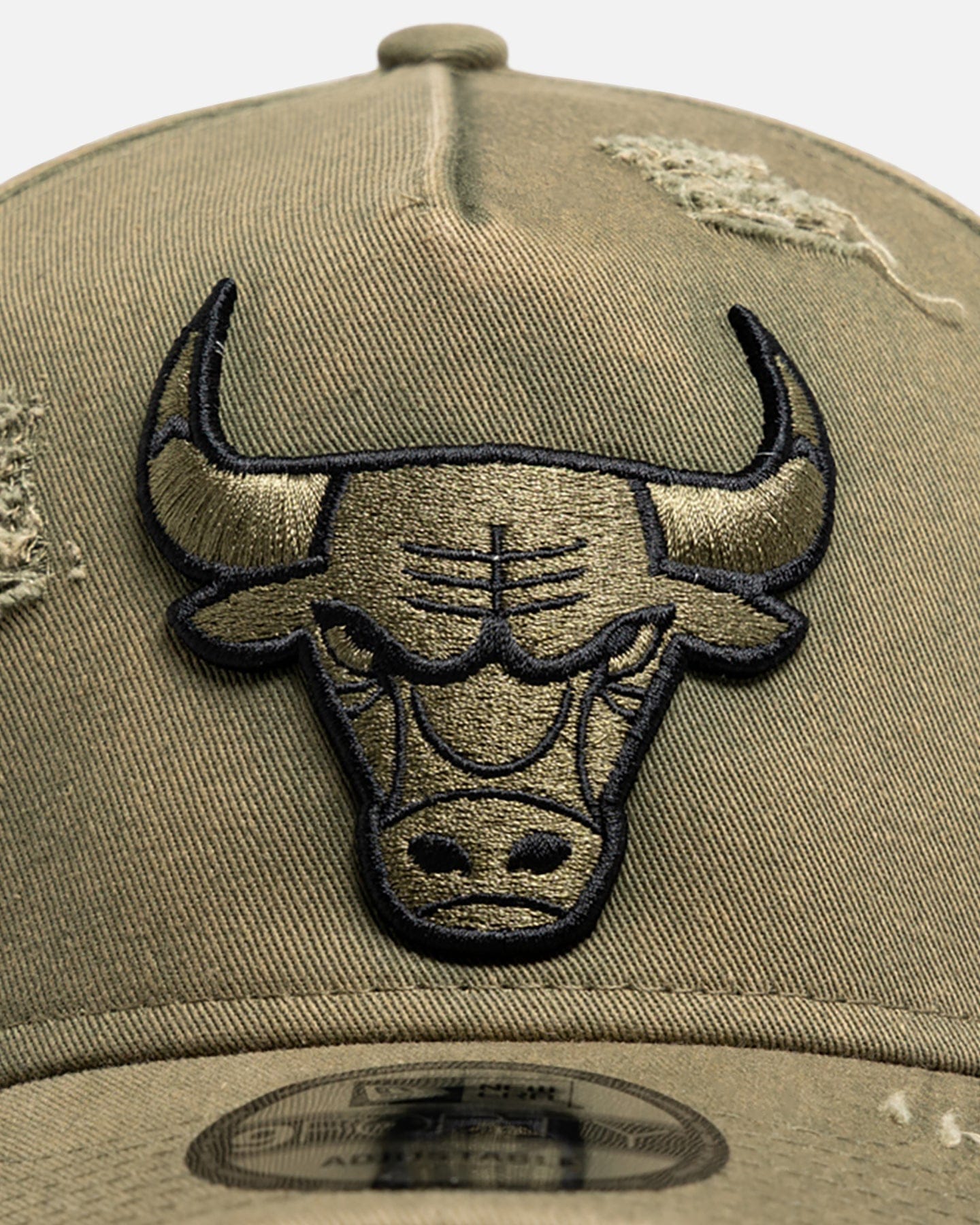 New Era Chicago Bulls Distressed Olive 9FORTY A - Frame Snapback Olive