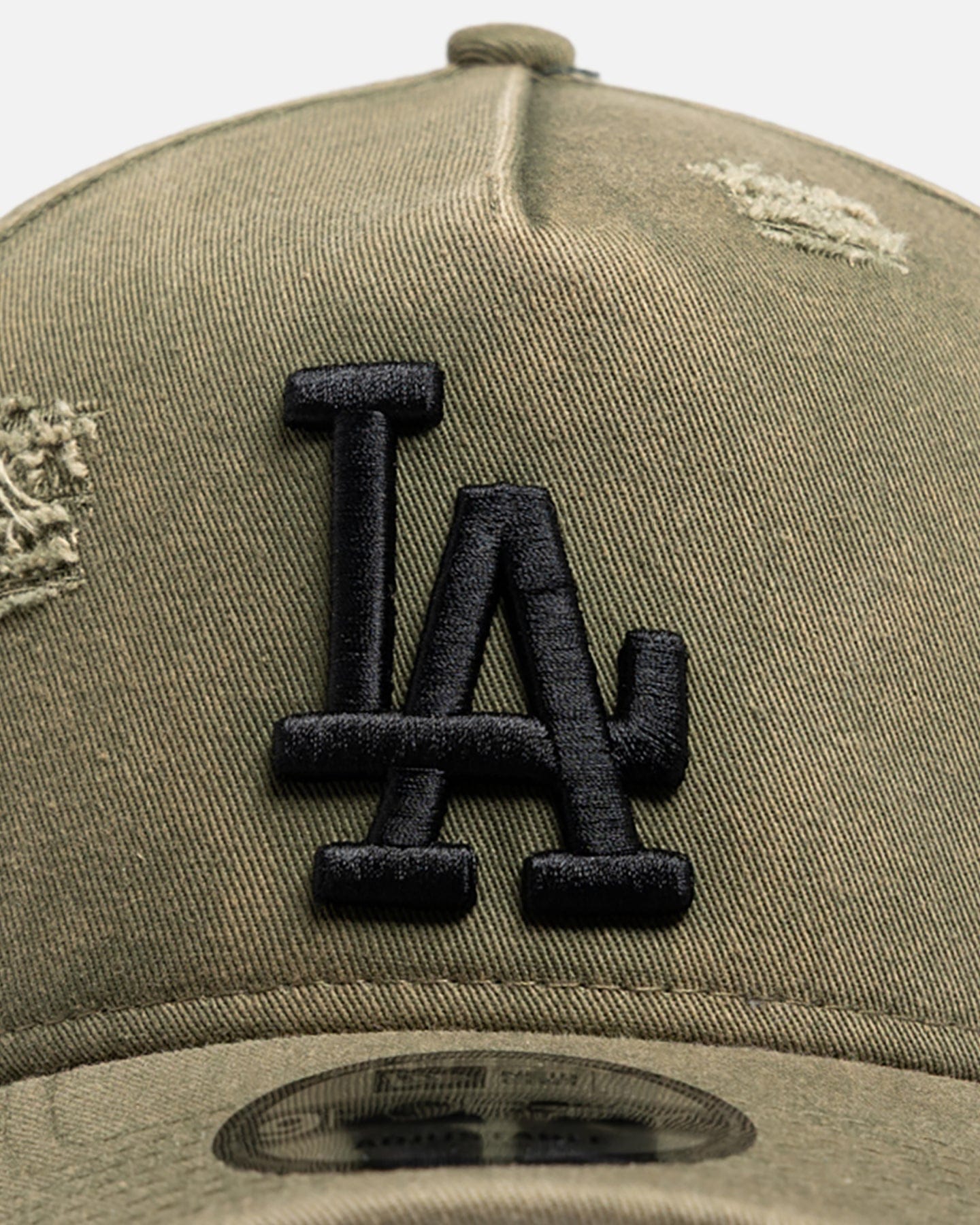 New Era Los Angeles Dodgers Distressed Olive 9FORTY A - Frame Snapback Olive