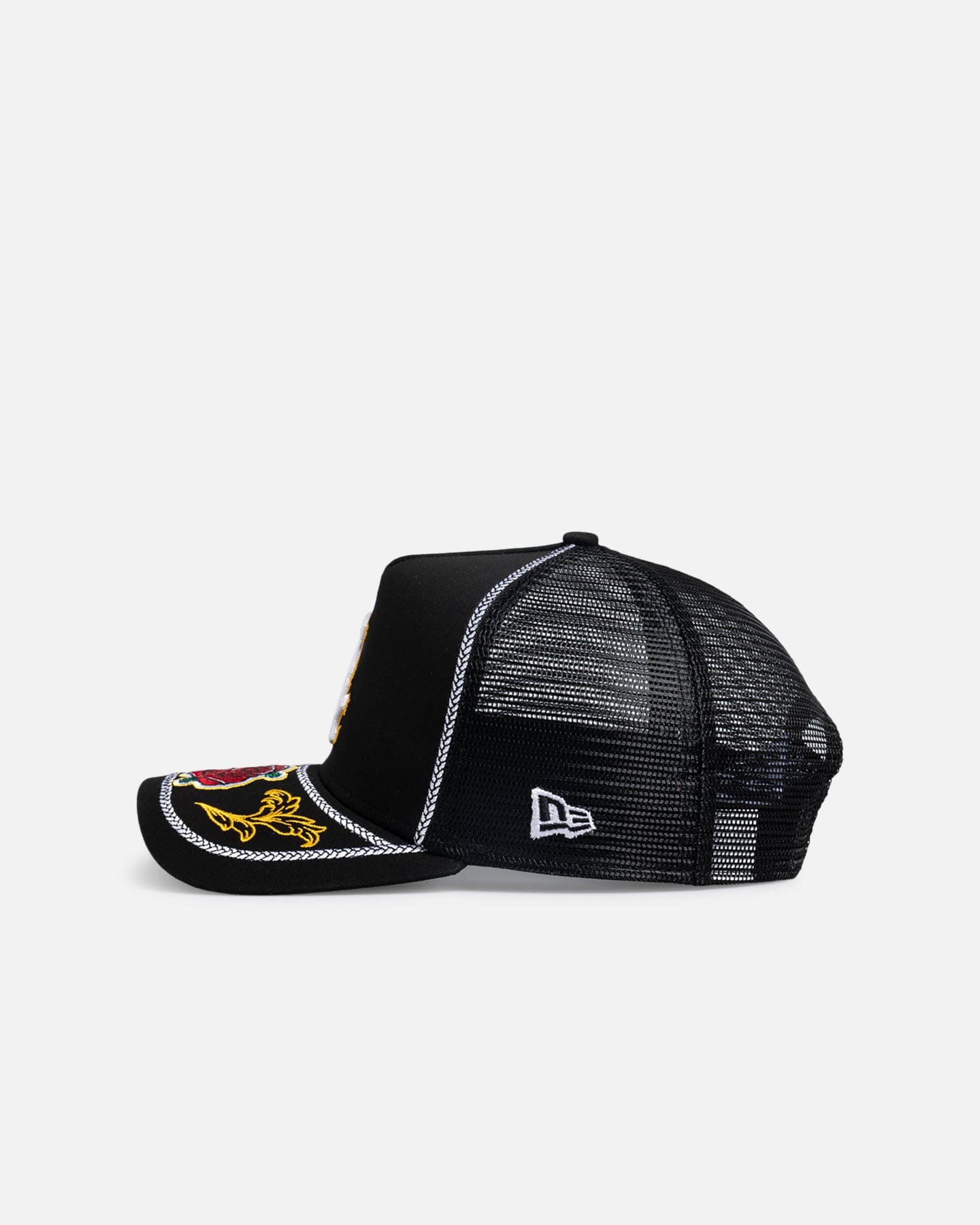 New Era Chicago White Sox Rose Visor 9FORTY A - Frame Trucker Snapback Black/Rose