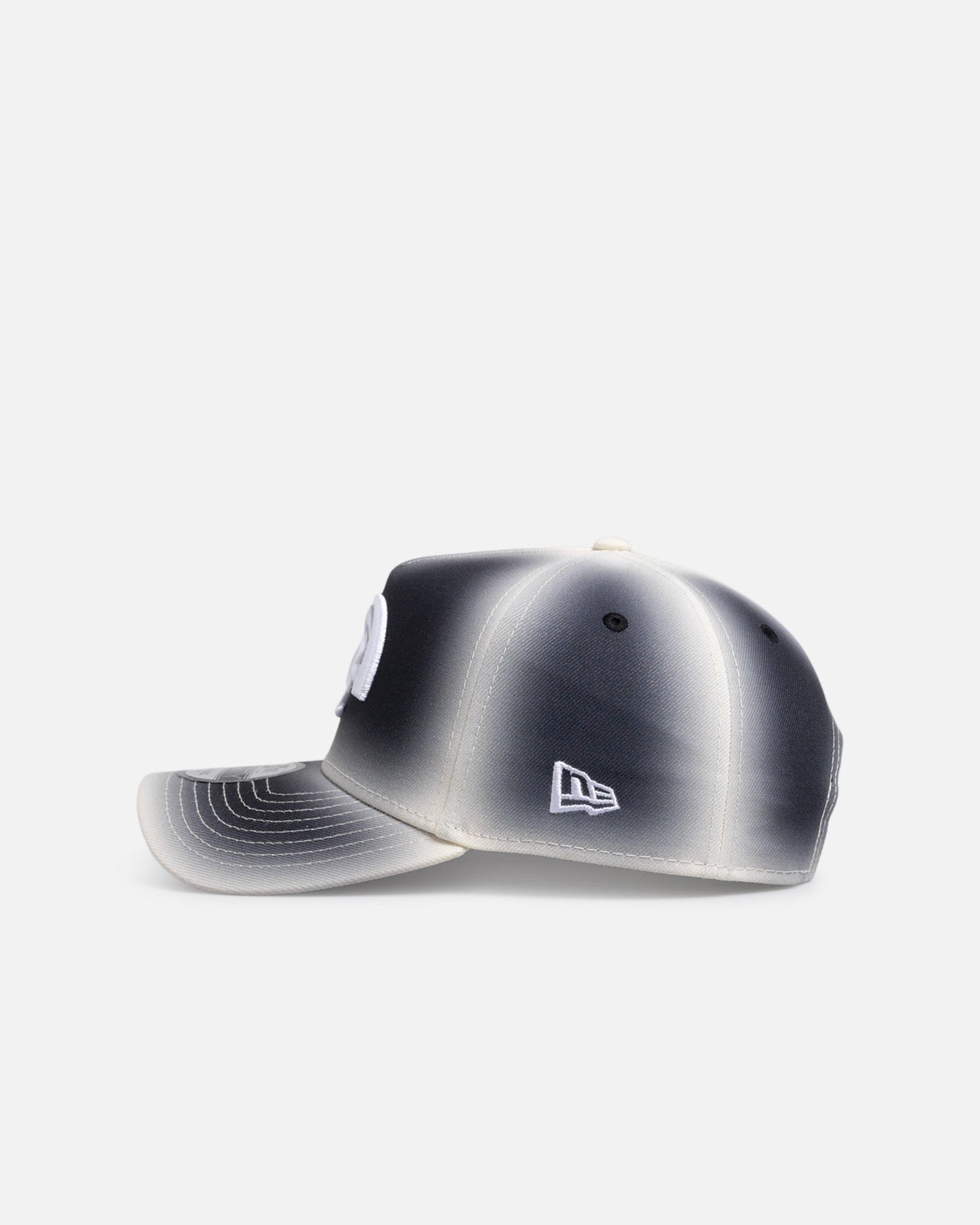 New Era Los Angeles Rams Gradient Edge Reverse 9FORTY A - Frame Snapback Black/White