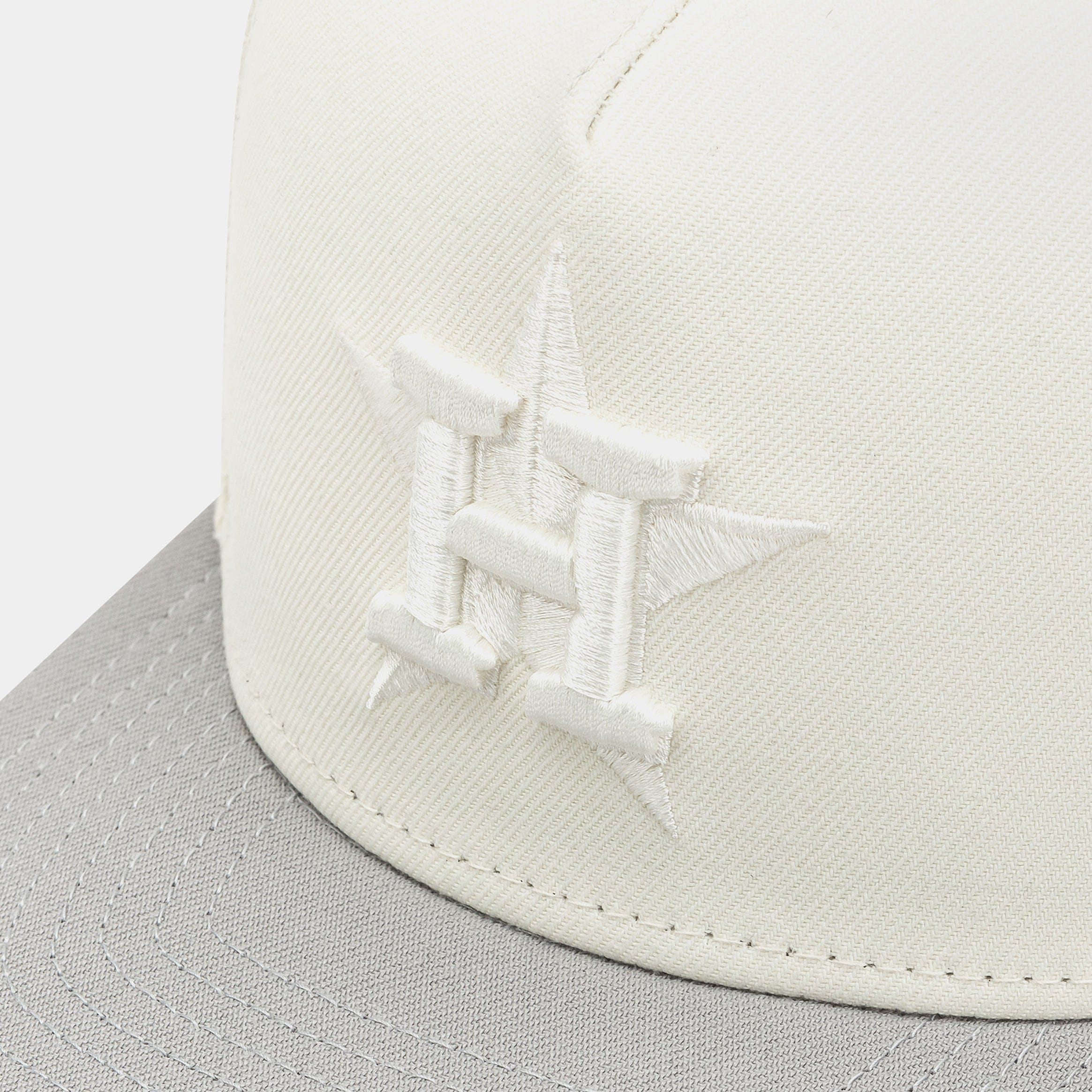 NEW ERA Shoe Palace Exclusive Houston Astros Chrome 950AF Curve Mens Hat (Chrome Grey)