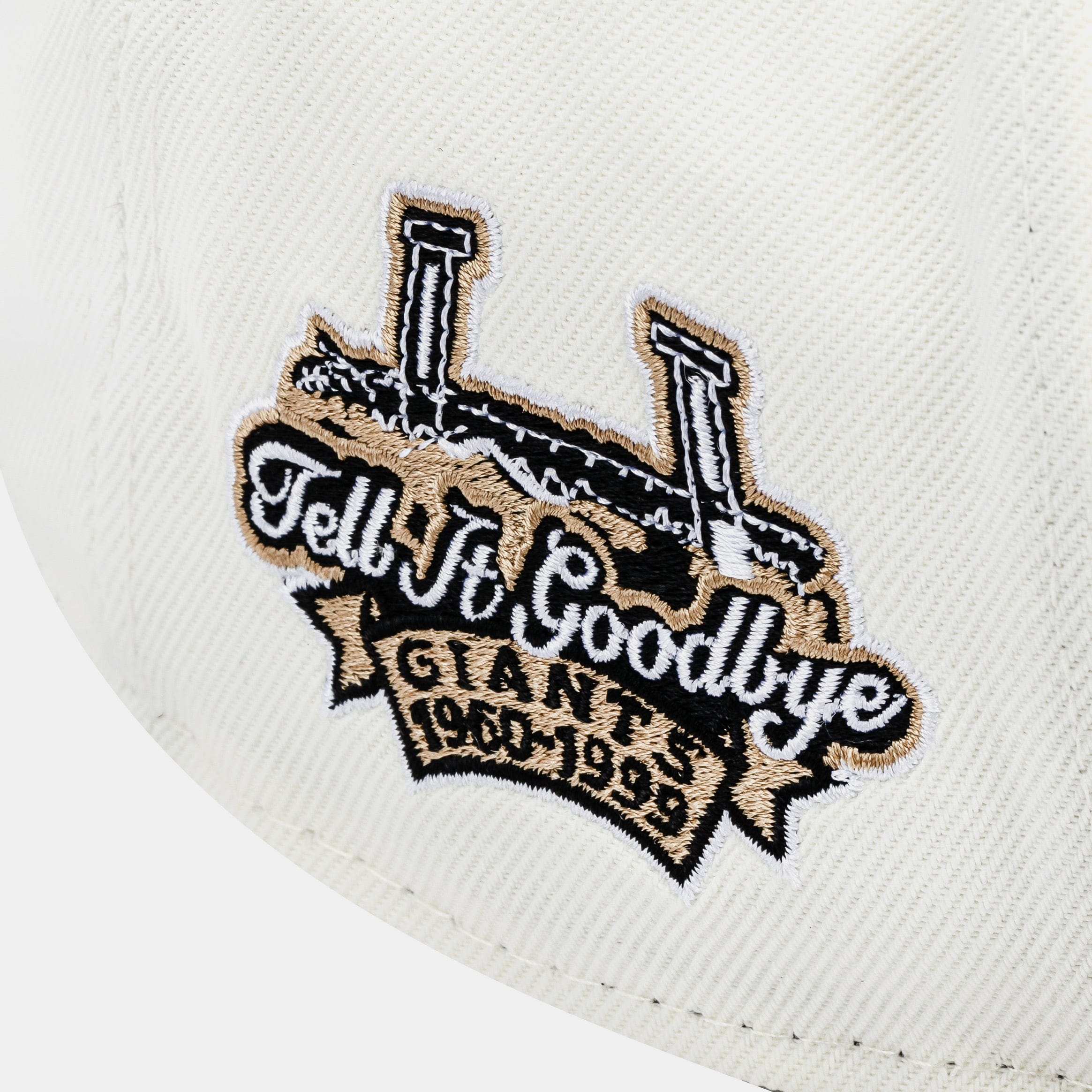 NEW ERA Shoe Palace Exclusive San Francisco Giants Curve 950AF Snapback Mens Hat (Chrome/Khaki)