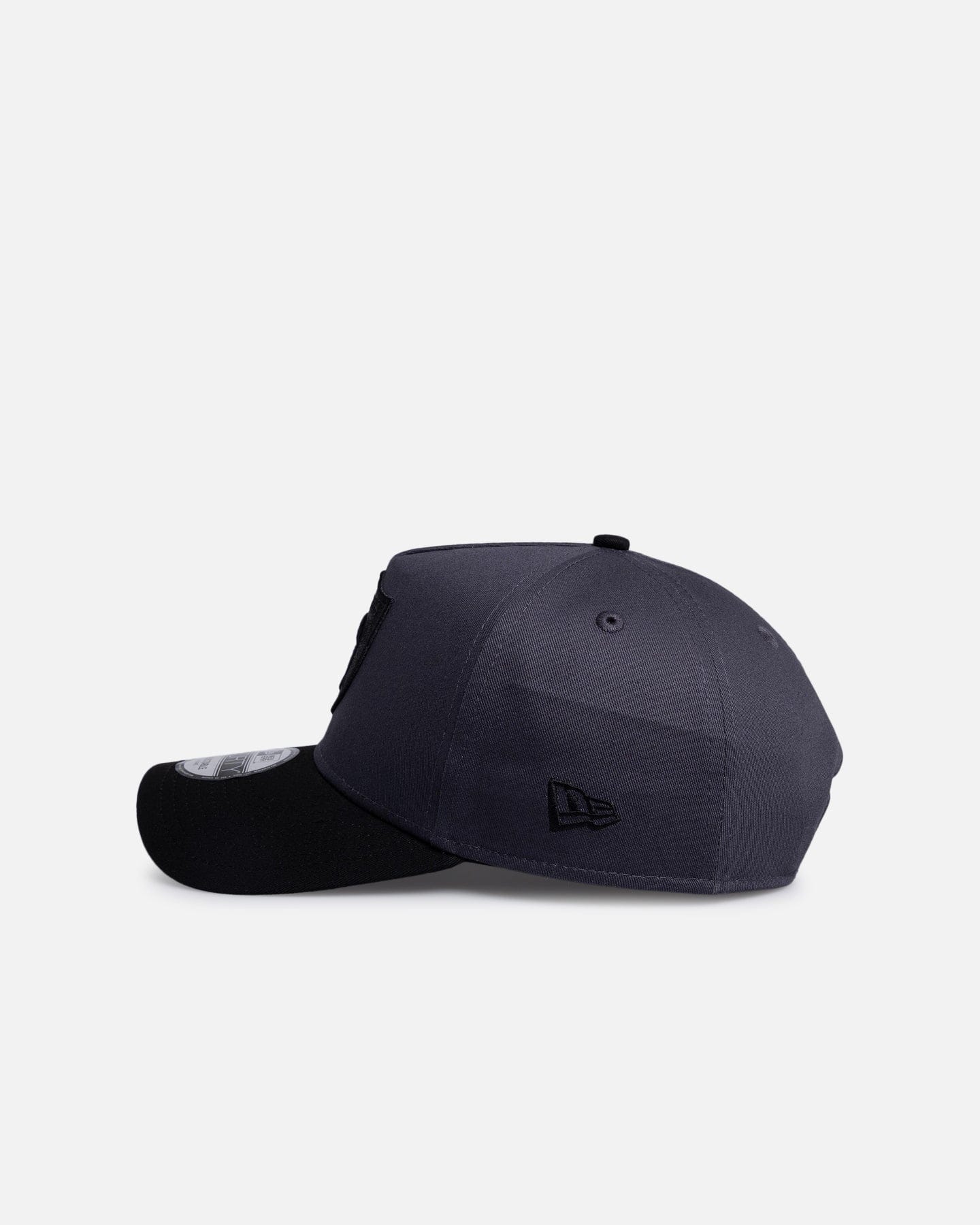 New Era Las Vegas Raiders Graphite Black 9FORTY A - Frame Snapback Black/Grey