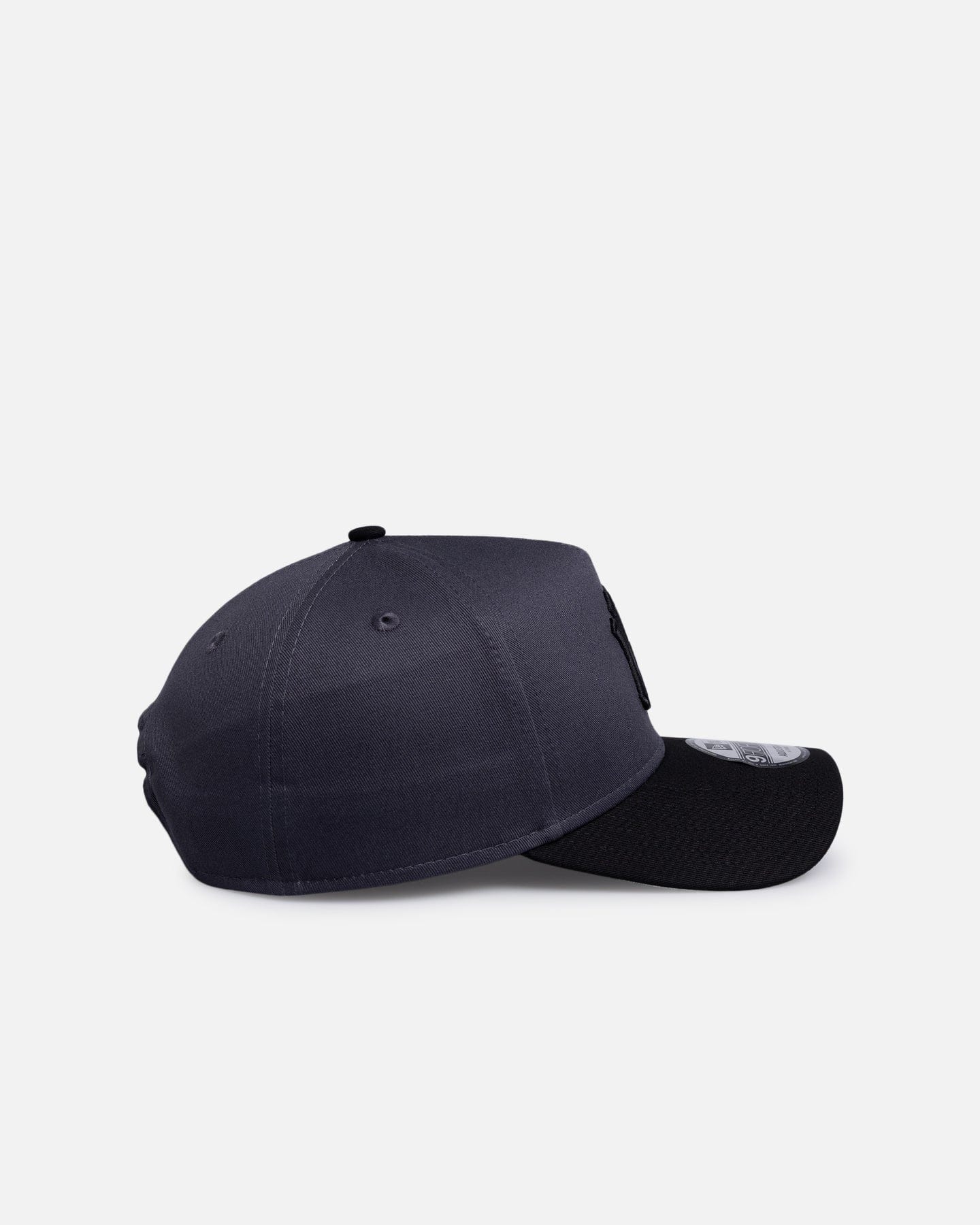 New Era New York Yankees Graphite Black 9FORTY A - Frame Snapback Black/Grey