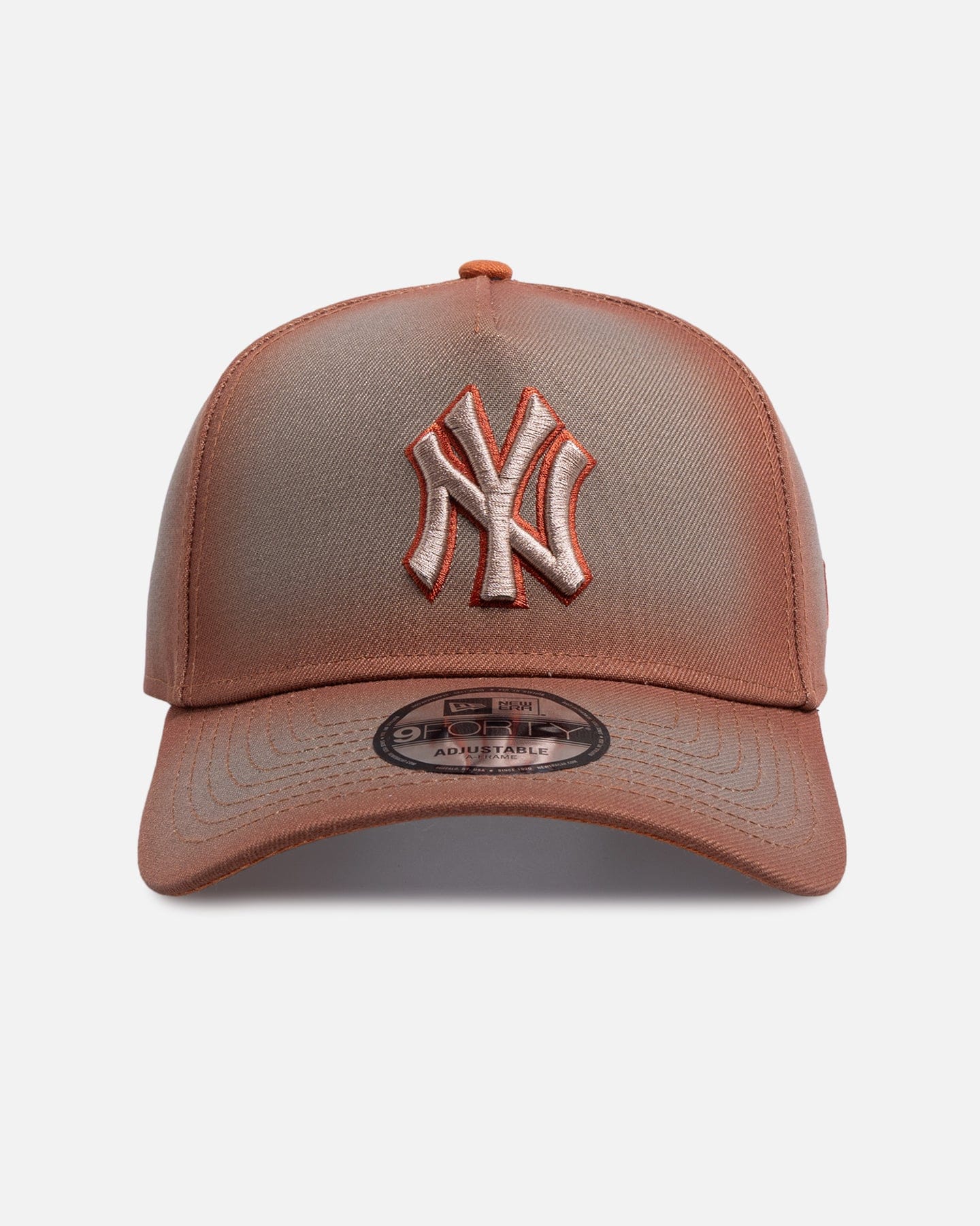 New Era New York Yankees Gradient Edge 9FORTY A - Frame Snapback Camel