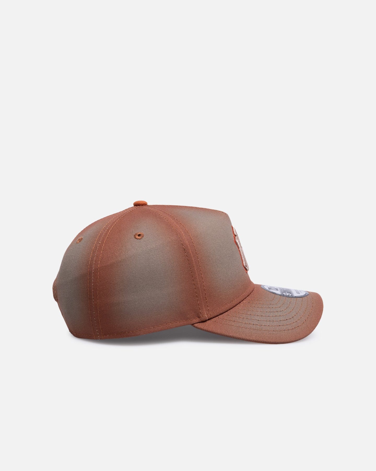 New Era New York Yankees Gradient Edge 9FORTY A - Frame Snapback Camel