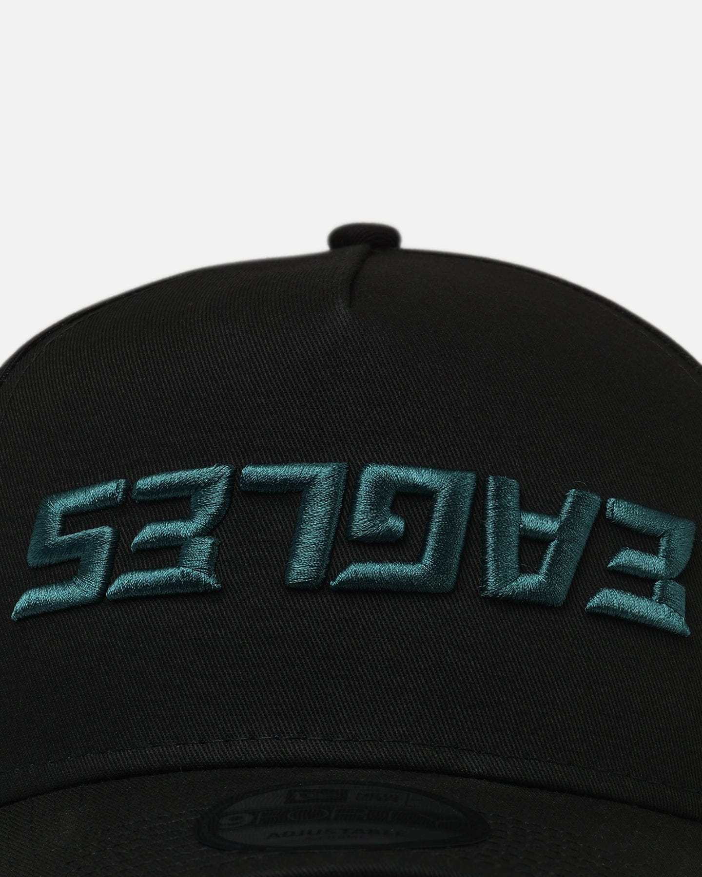 New Era Philadelphia Eagles Upside Down Logo 9FORTY A - Frame Snapback Black
