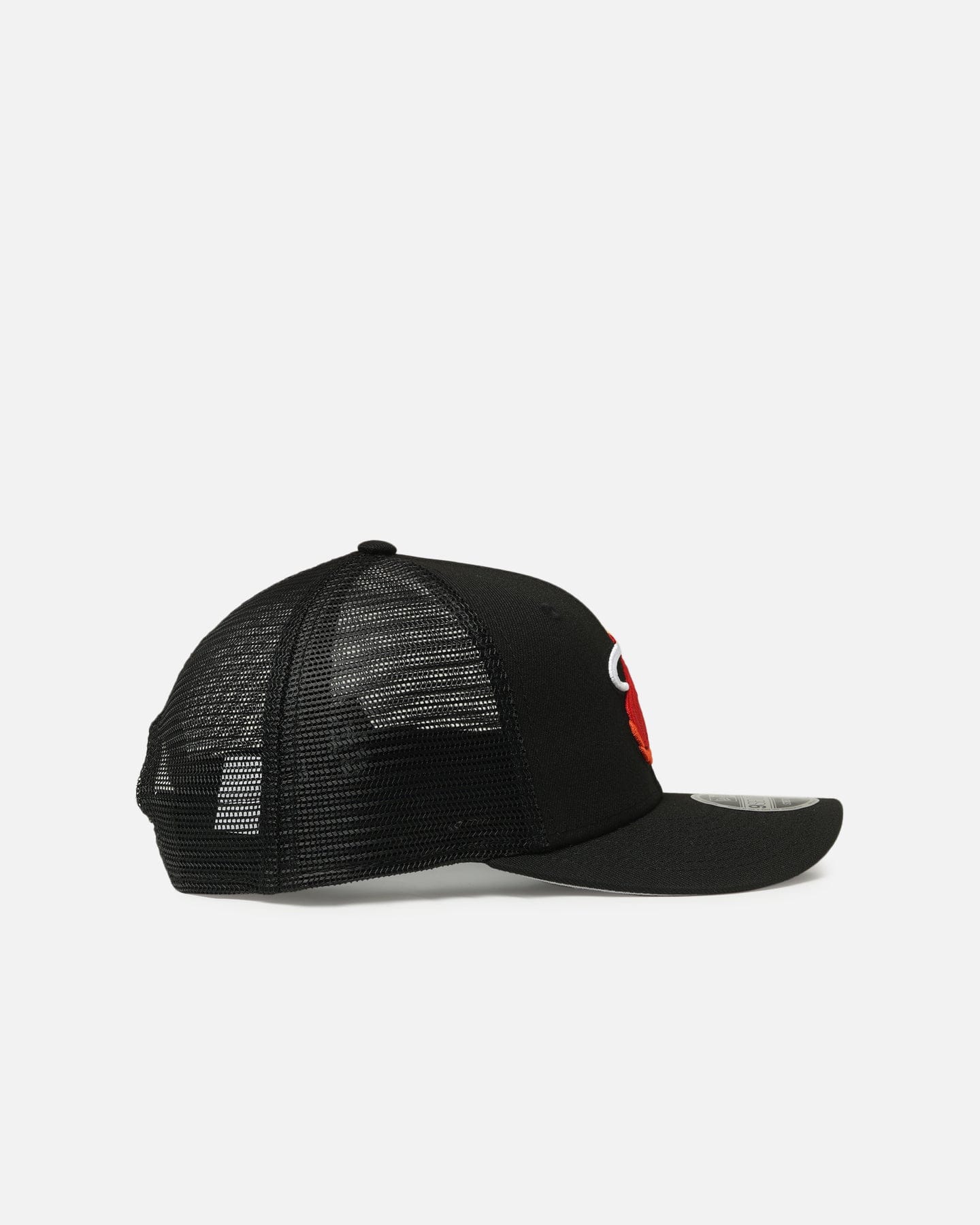 New Era Miami Heat HWC 9SEVENTY Trucker Stretch Snapback Black
