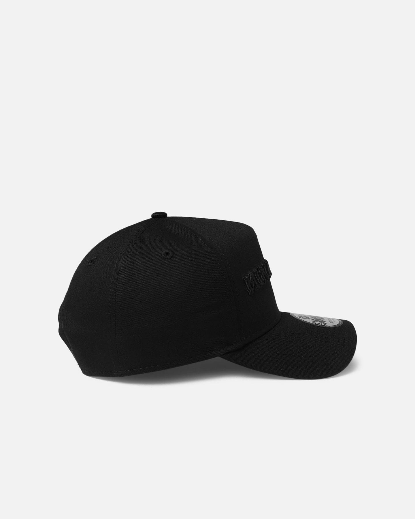 New Era Minnesota Timberwolves NBA Black On Black 9FORTY A - Frame Snapback Black