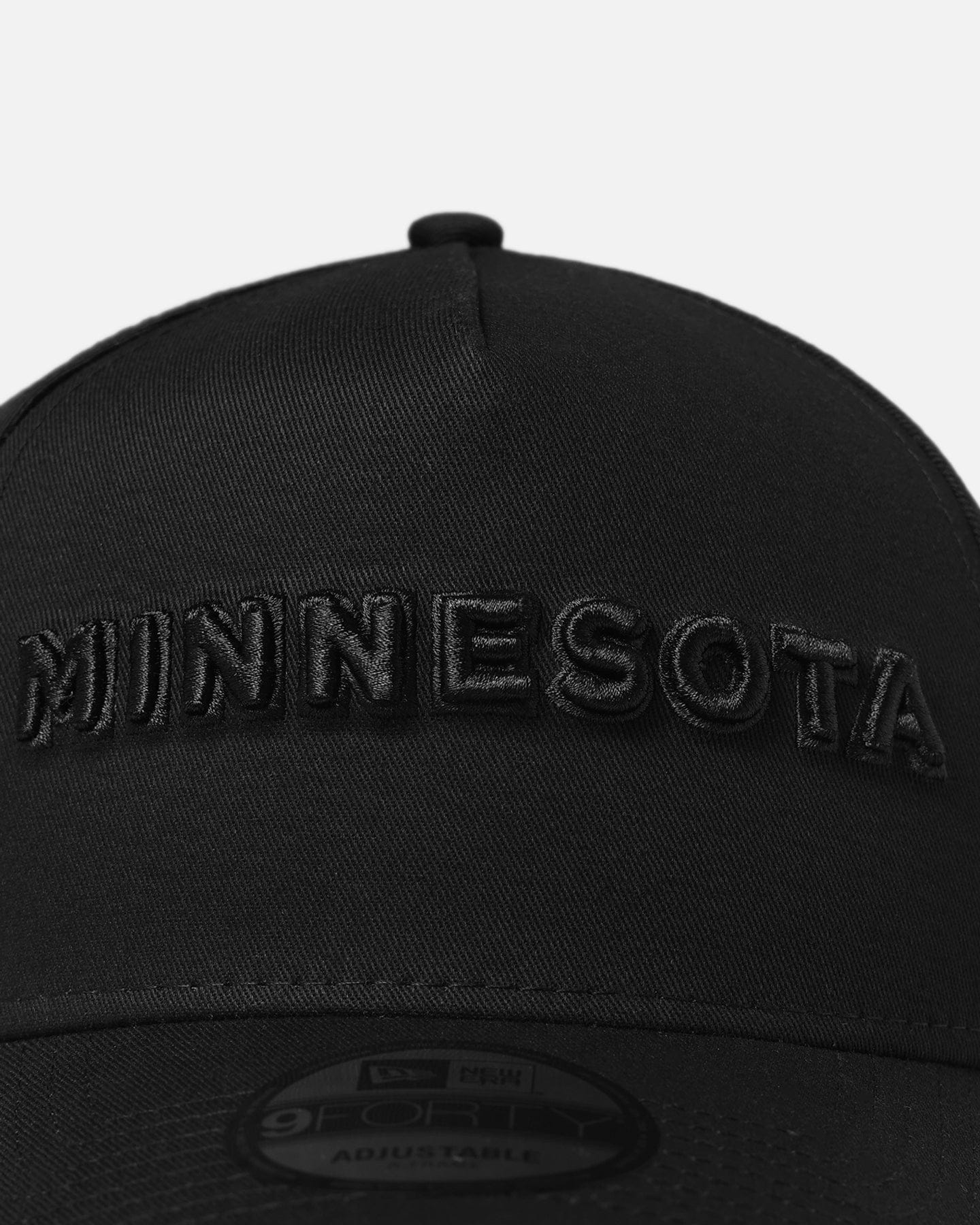 New Era Minnesota Timberwolves NBA Black On Black 9FORTY A - Frame Snapback Black