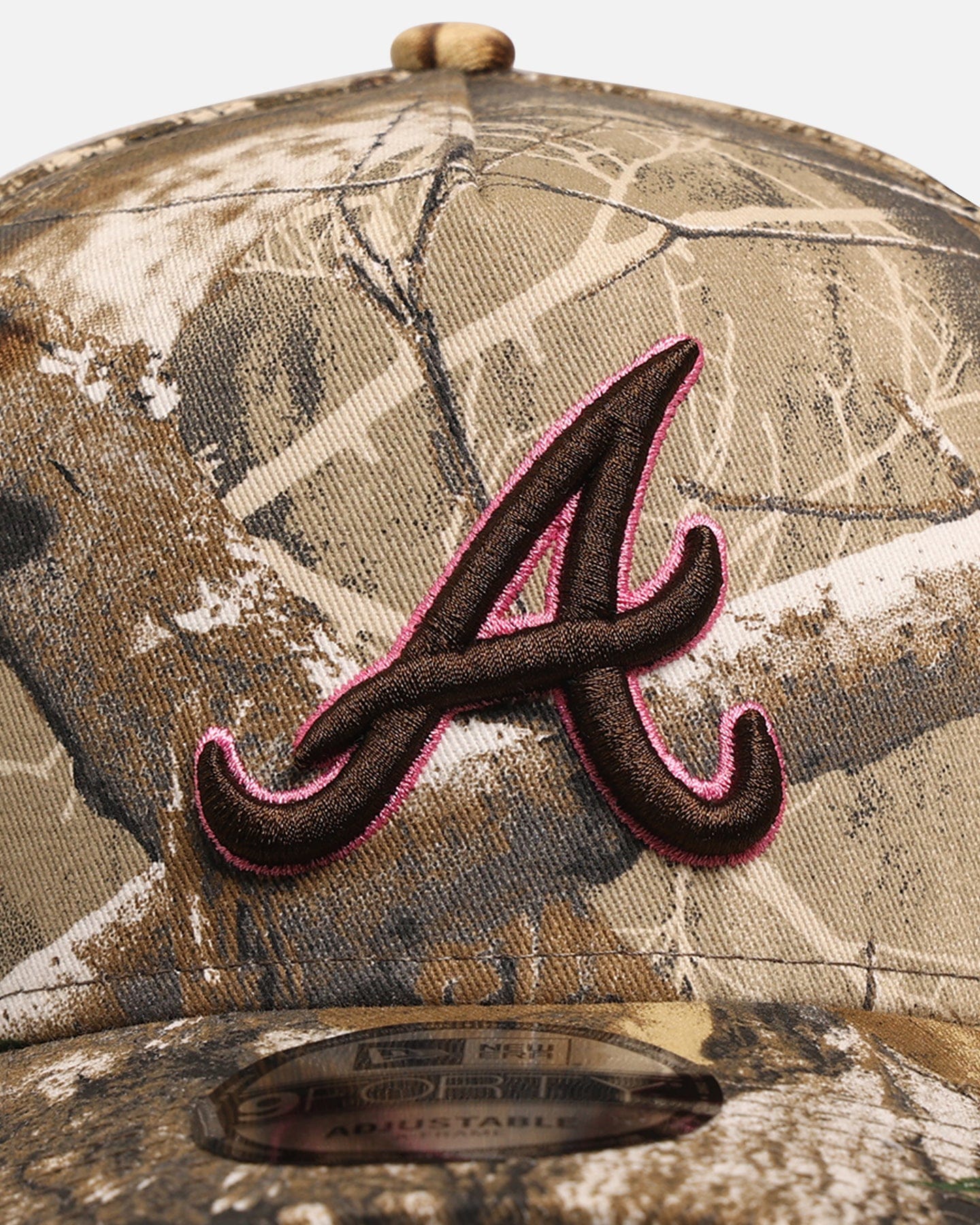 New Era Atlanta Braves Realtree Pink 9FORTY A - Frame Snapback Real Tree/Pink