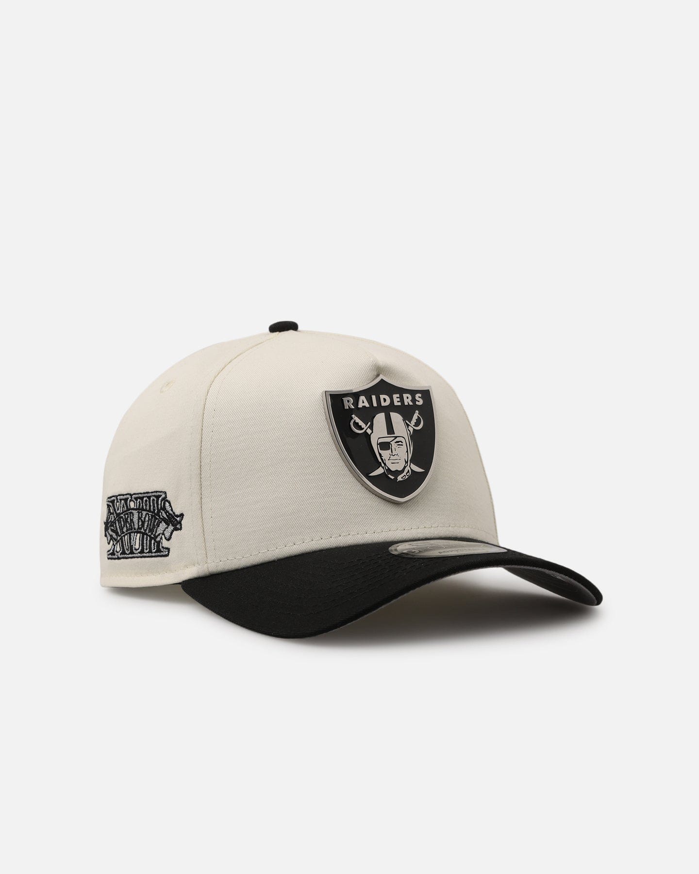 New Era Las Vegas Raiders Gold Medal Badge 9FORTY A - Frame Snapback White/Black/Green