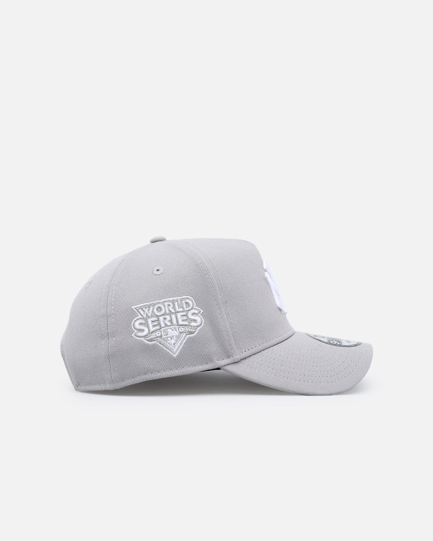 New Era New York Yankees Polychromatic 9FORTY A - Frame Snapback Grey