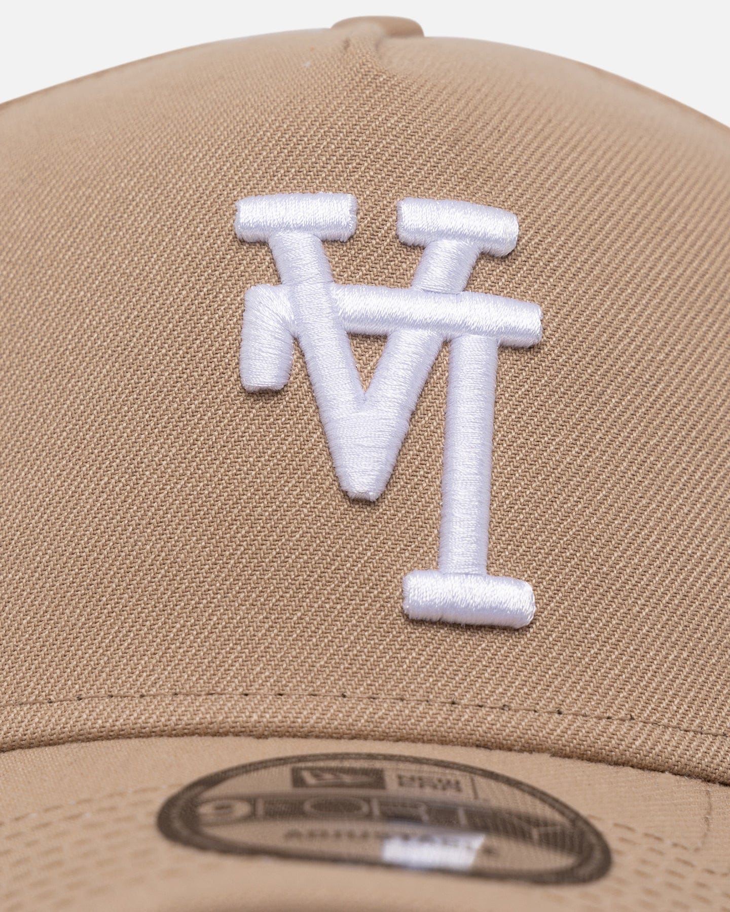 New Era Los Angeles Dodgers Upside Down LA Logo 9FORTY A - Frame Snapback Camel
