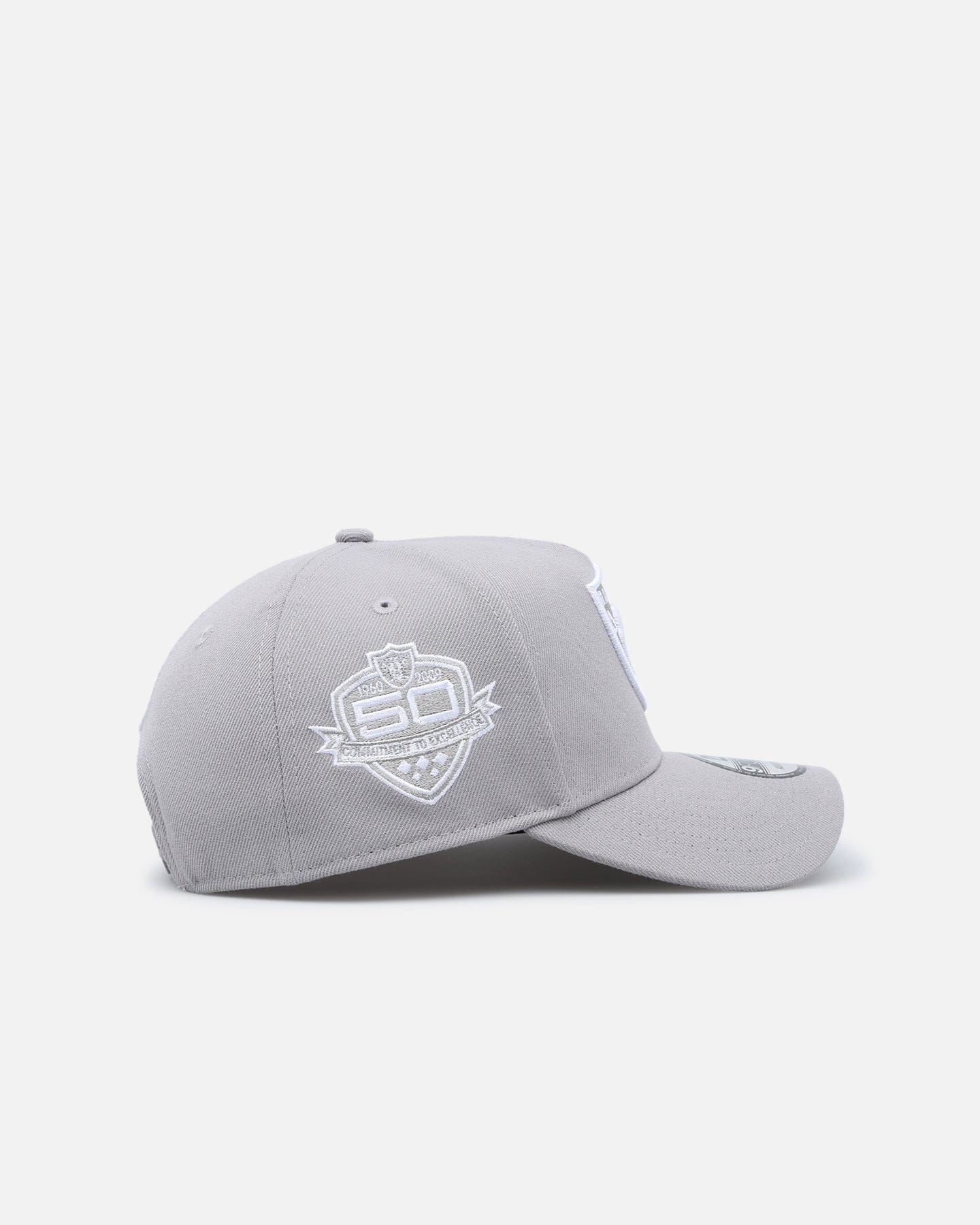 New Era Las Vegas Raiders Polychromatic 9FORTY A - Frame Snapback Grey