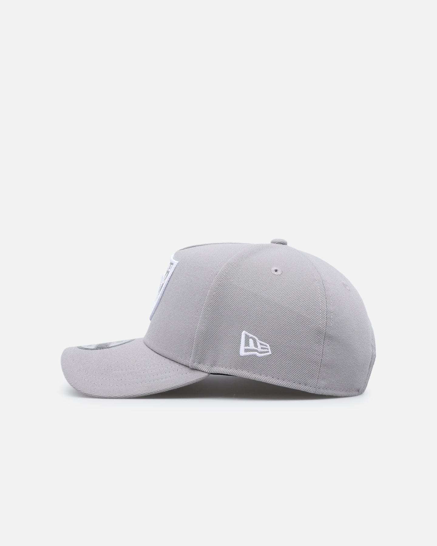 New Era Las Vegas Raiders Polychromatic 9FORTY A - Frame Snapback Grey