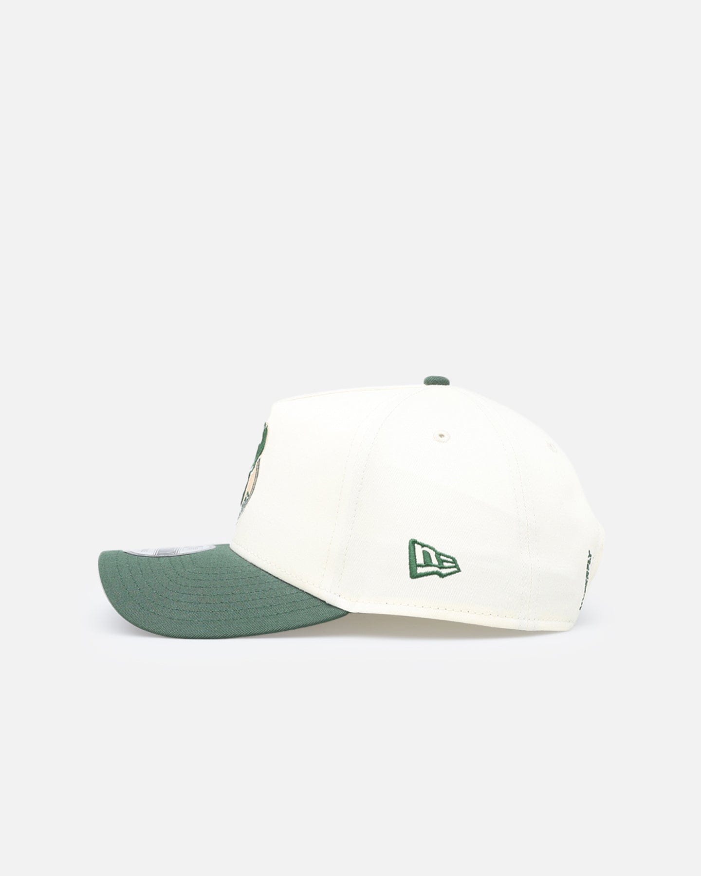 New Era Milwaukee Bucks NBA x Hyperfly Katakana 9FORTY A - Frame Snapback Chrome White
