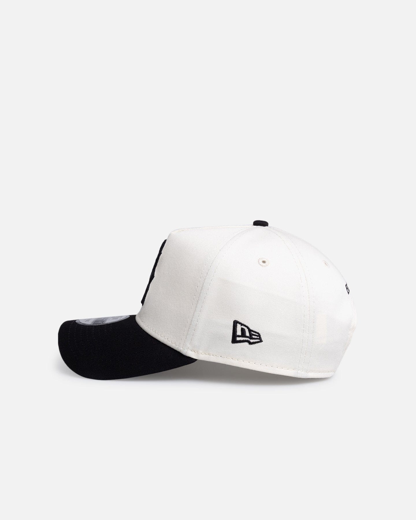 New Era Gold Coast Titans Chrome Black 9FORTY A - Frame Snapback White/Black