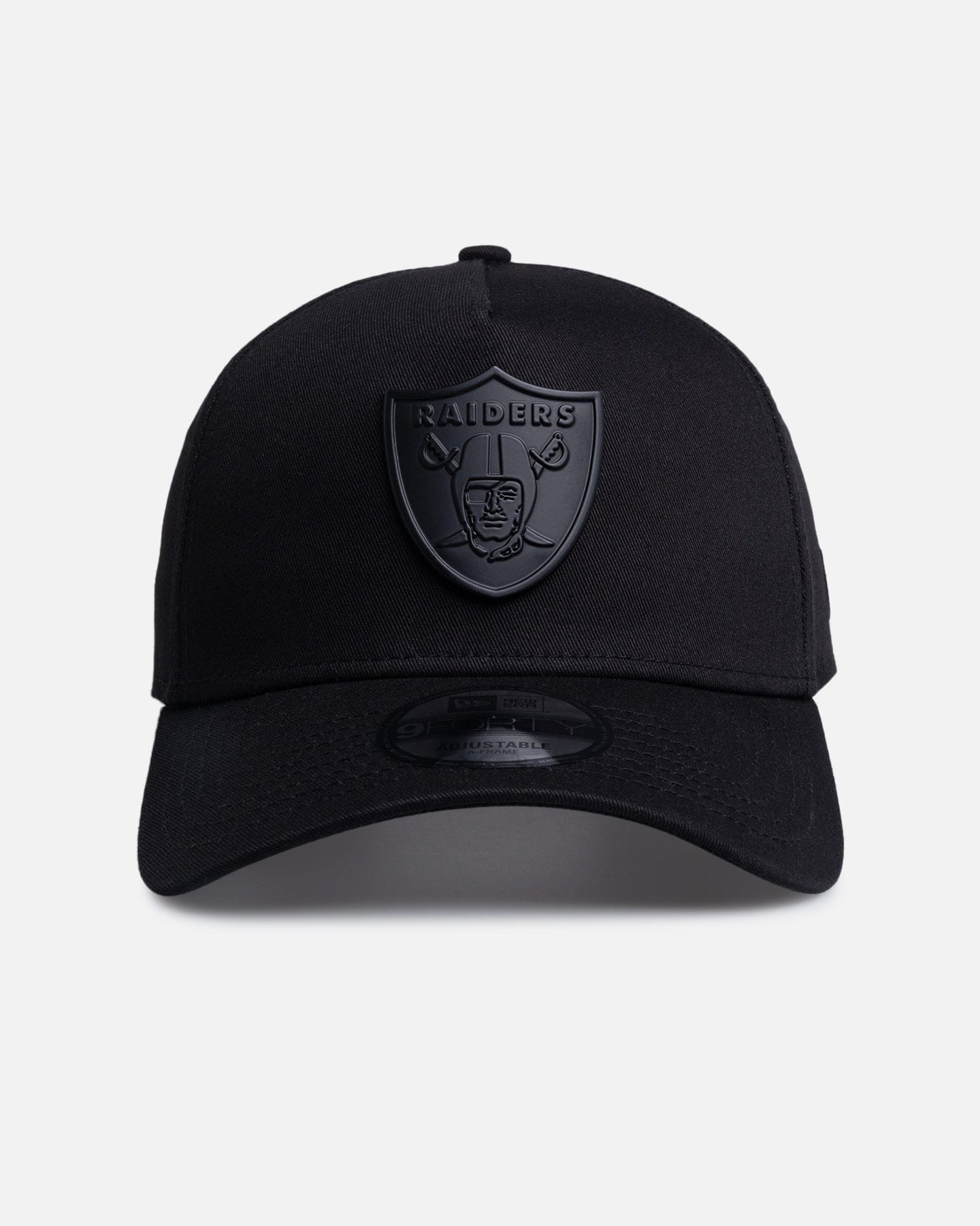 New Era Las Vegas Raiders Black Metal Badge 9FORTY A - Frame Snapback Black