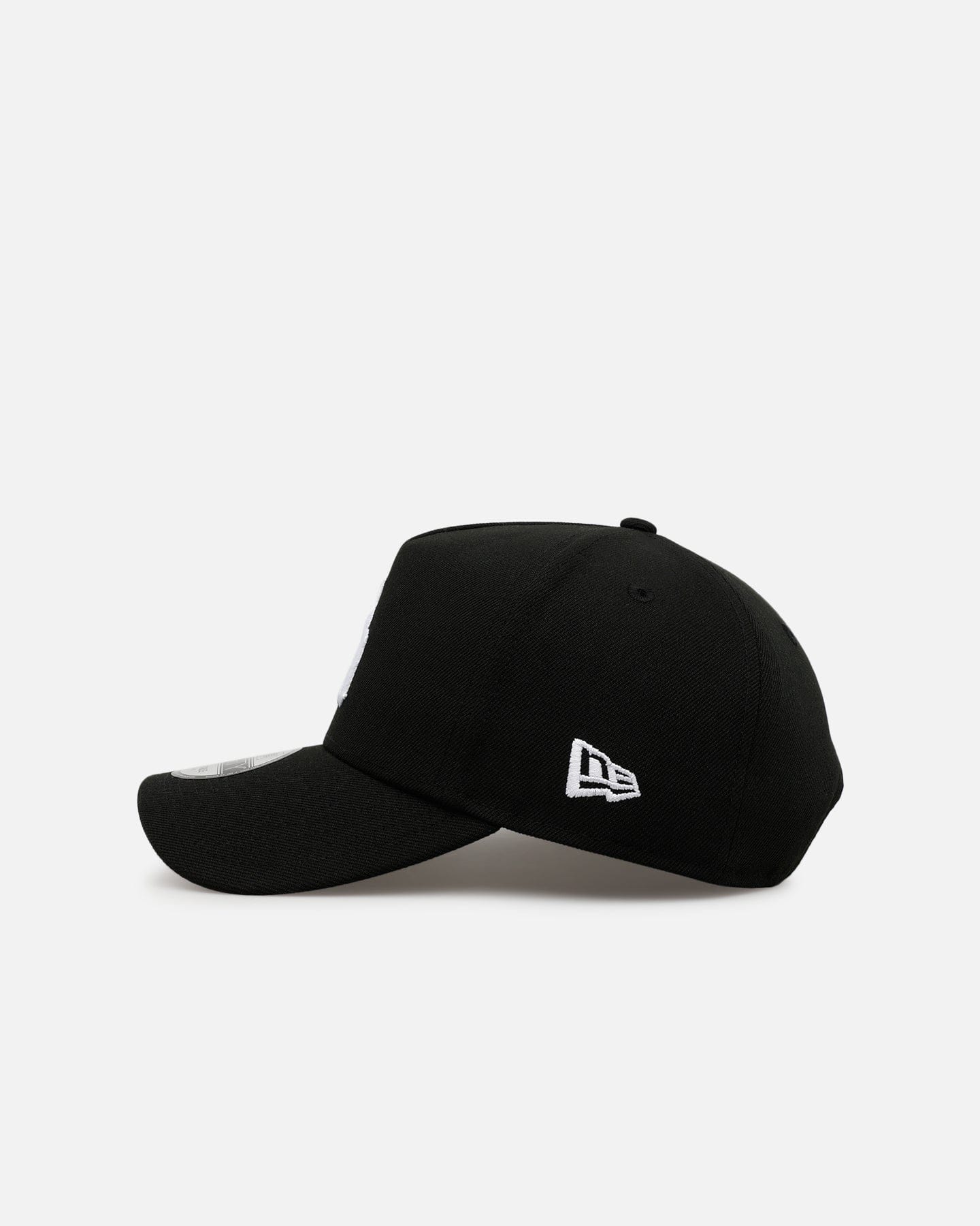 New Era Saint Morta x New Era Logo 9FORTY A - Frame Snapback Black