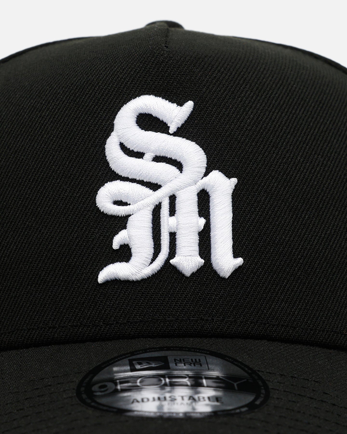New Era Saint Morta x New Era Logo 9FORTY A - Frame Snapback Black