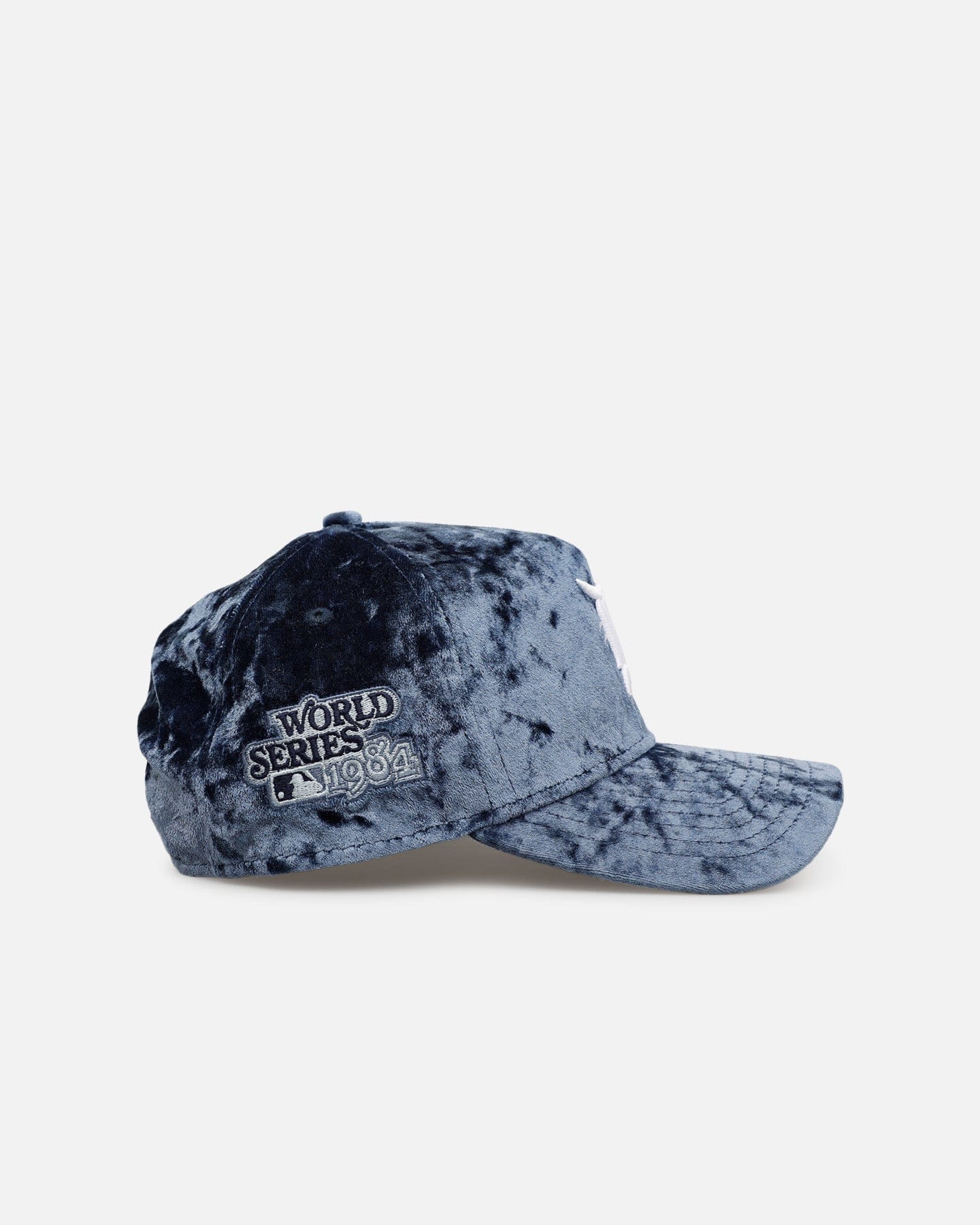 New Era Detroit Tigers Crushed Blue Velvet 9FORTY A - Frame Snapback Blue