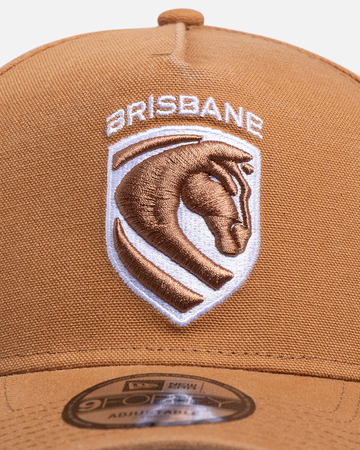 New Era Brisbane Broncos NRL 2026 9FORTY A - Frame Snapback Med Beige