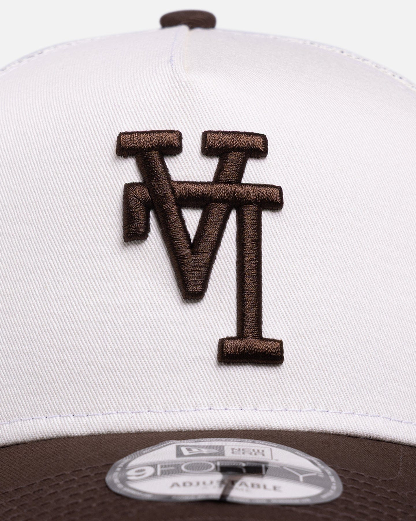 New Era Los Angeles Dodgers Upside Down Logo 9FORTY A - Frame Trucker Snapback White/Brown