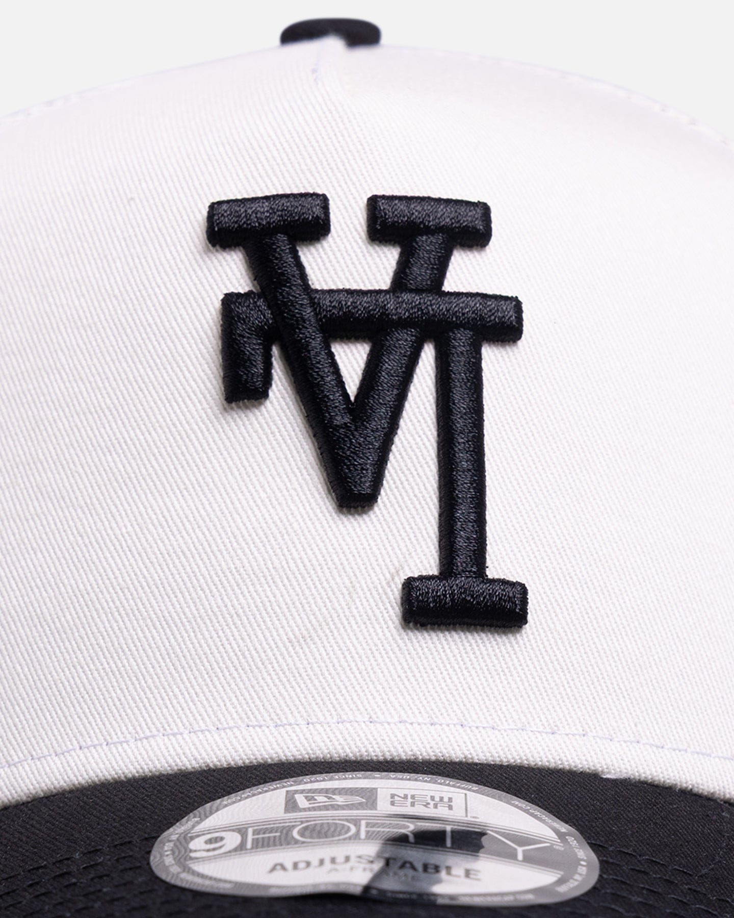 New Era Los Angeles Dodgers Upside Down Logo 9FORTY A - Frame Trucker Snapback White/Black