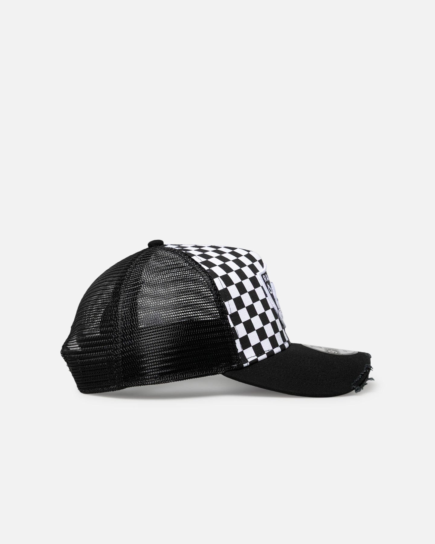 New Era Las Vegas Raiders Checker Trucker 9FORTY A - Frame Trucker Snapback White