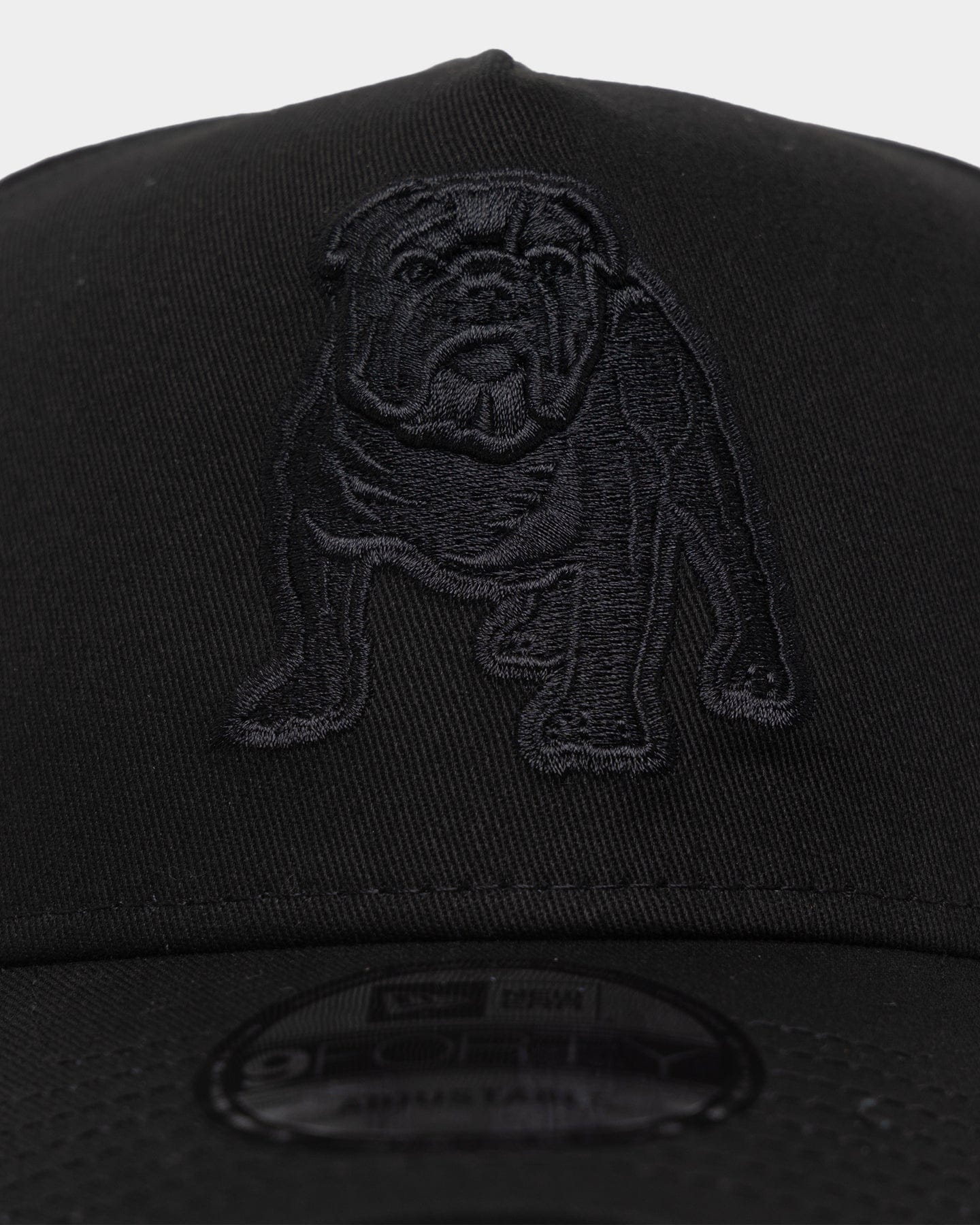 New Era Canterbury - Bankstown Bulldogs Black On Black 9FORTY A - Frame Snapback Black