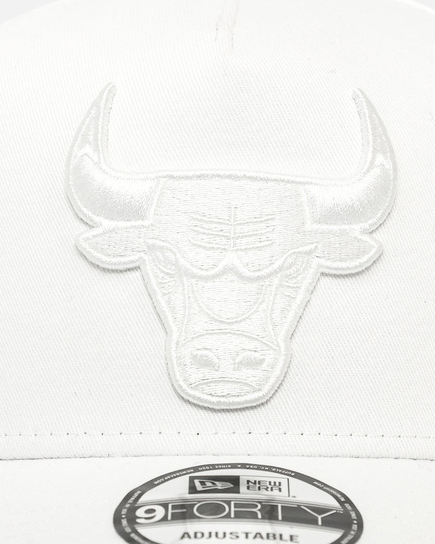 New Era Chicago Bulls White/Grey Undervisor 9FORTY A - Frame Snapback White/White