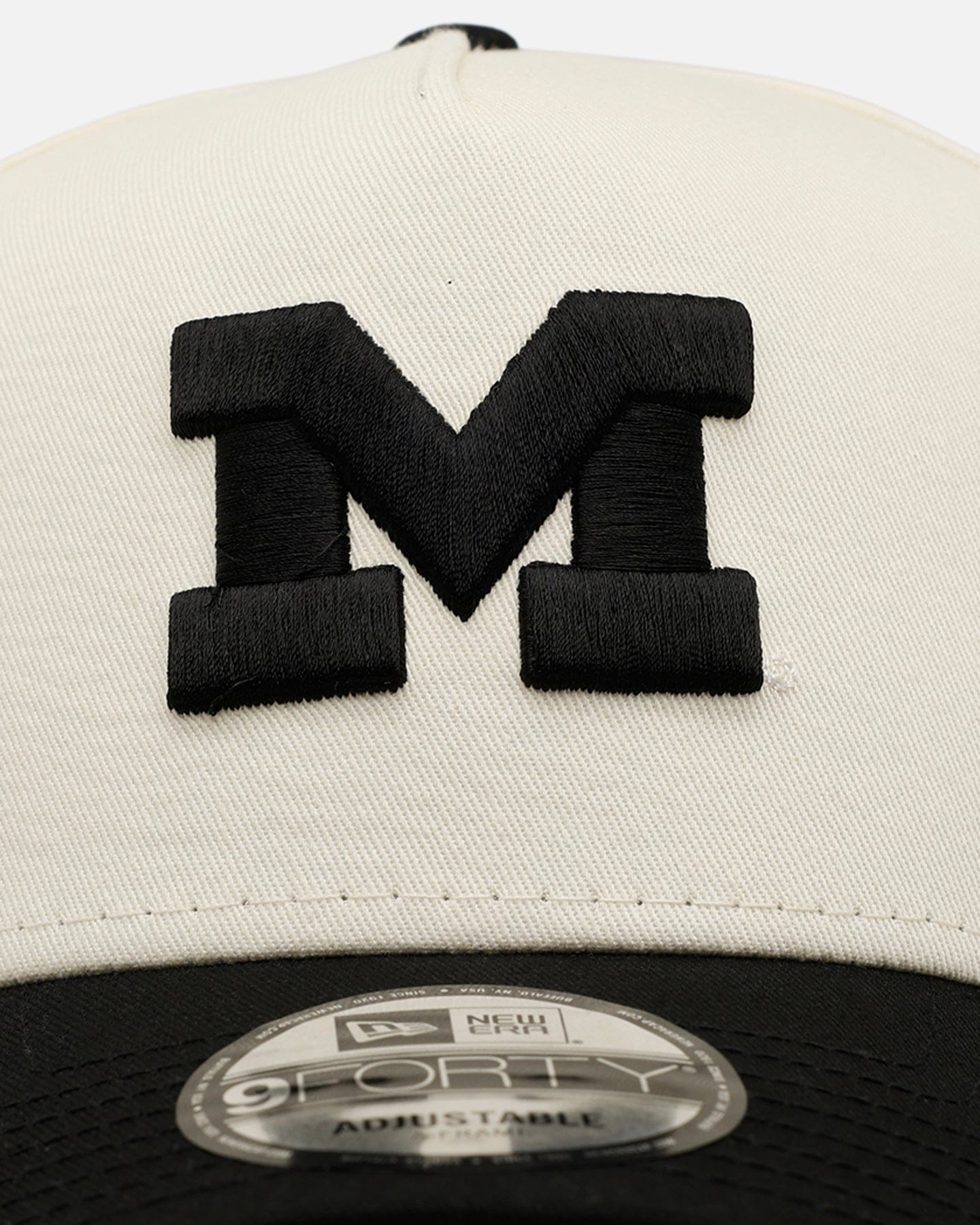 New Era Michigan Wolverines Football Easy Chrome Black 9FORTY A - Frame Snapback Chrome/Black