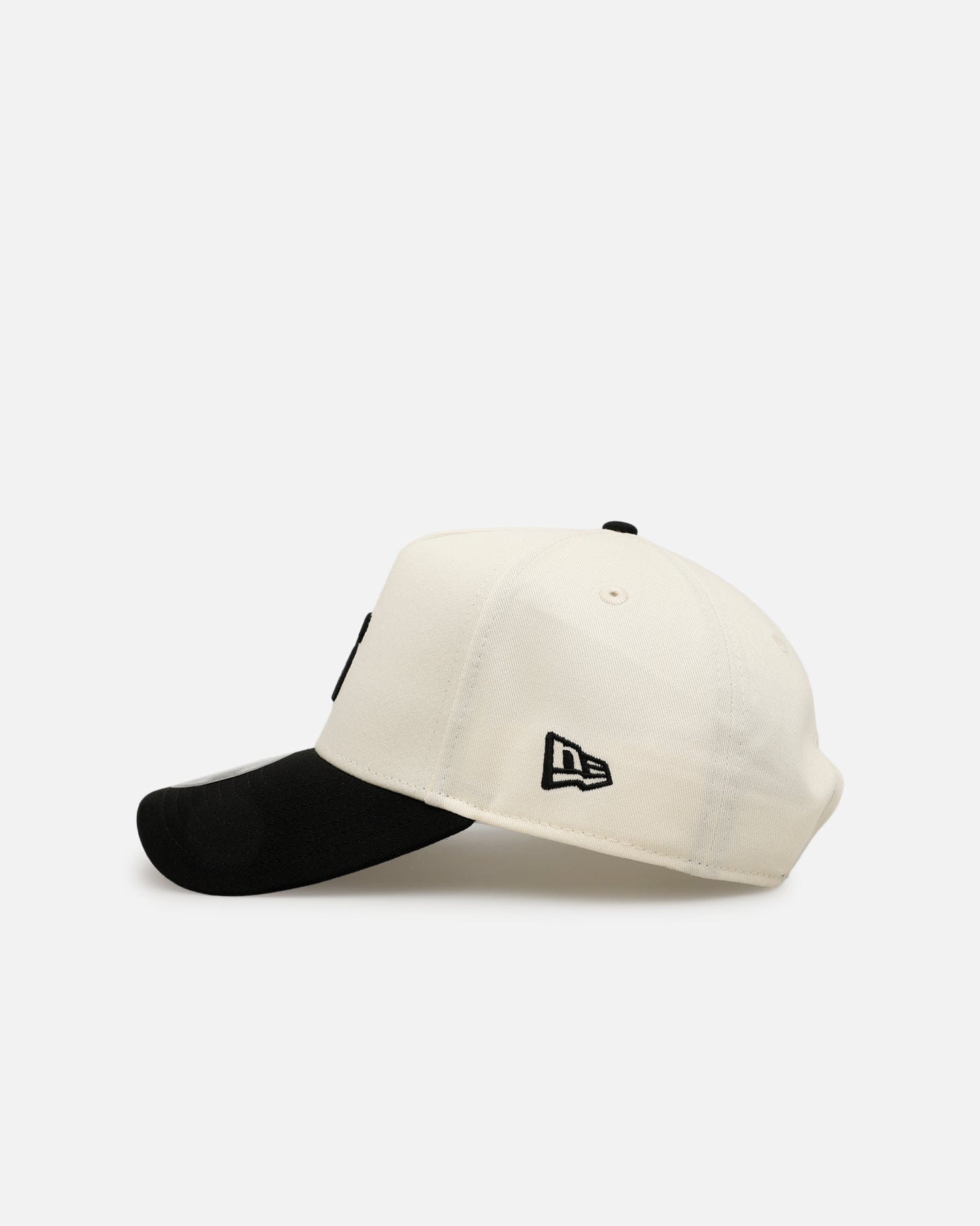 New Era Philadelphia 76ers Easy Chrome Black 9FORTY A - Frame Snapback Chrome/Black