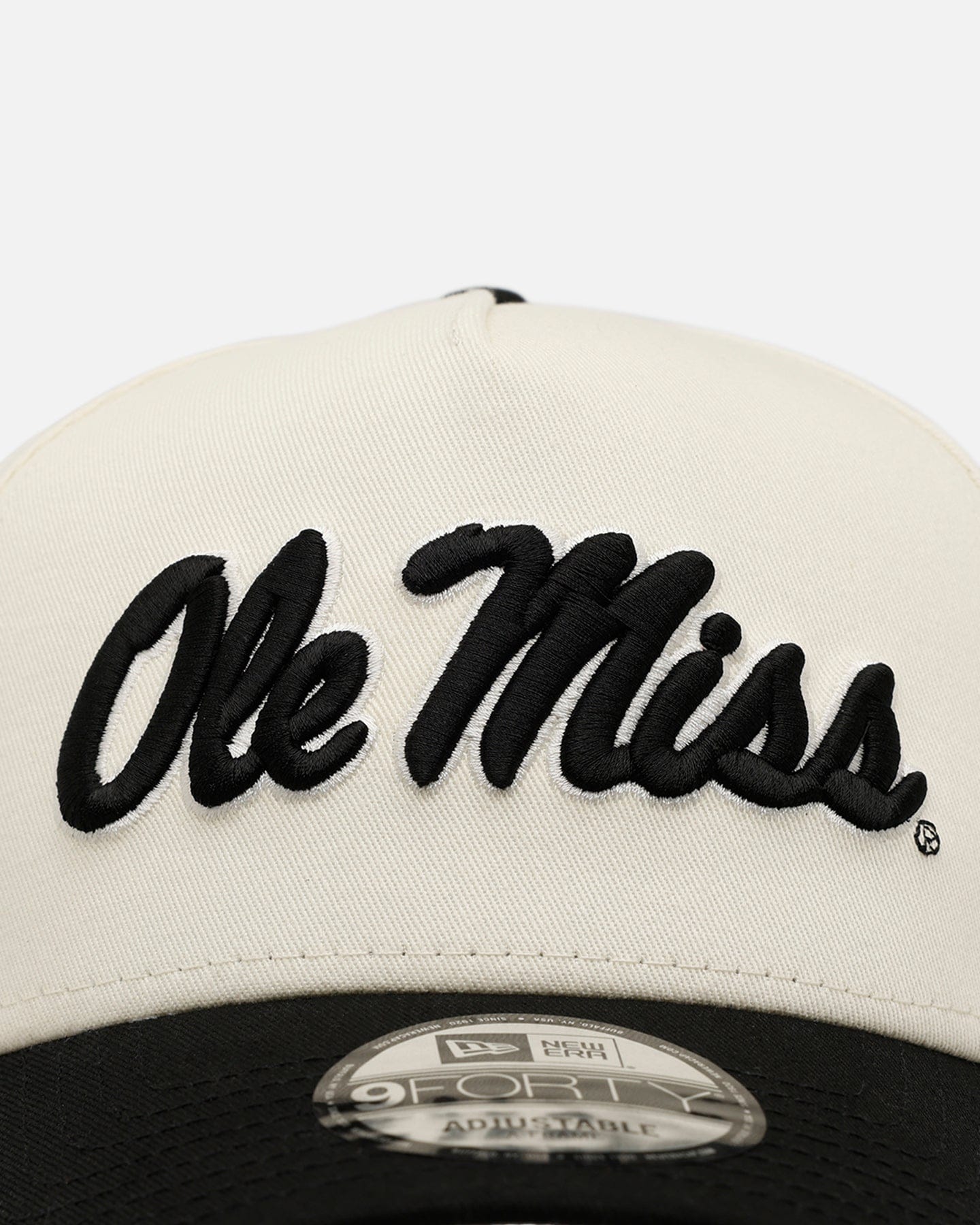 New Era Ole Miss Rebels Easy Chrome Black 9FORTY A - Frame Snapback Chrome/Black