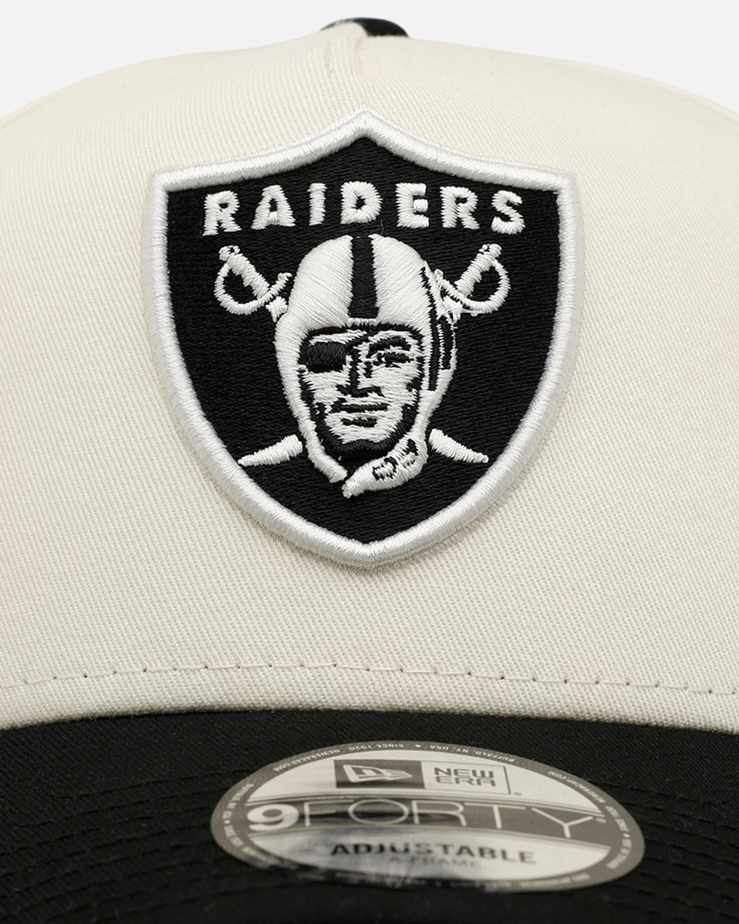 New Era Las Vegas Raiders Easy Chrome Black 9FORTY A - Frame Snapback Chrome/Black