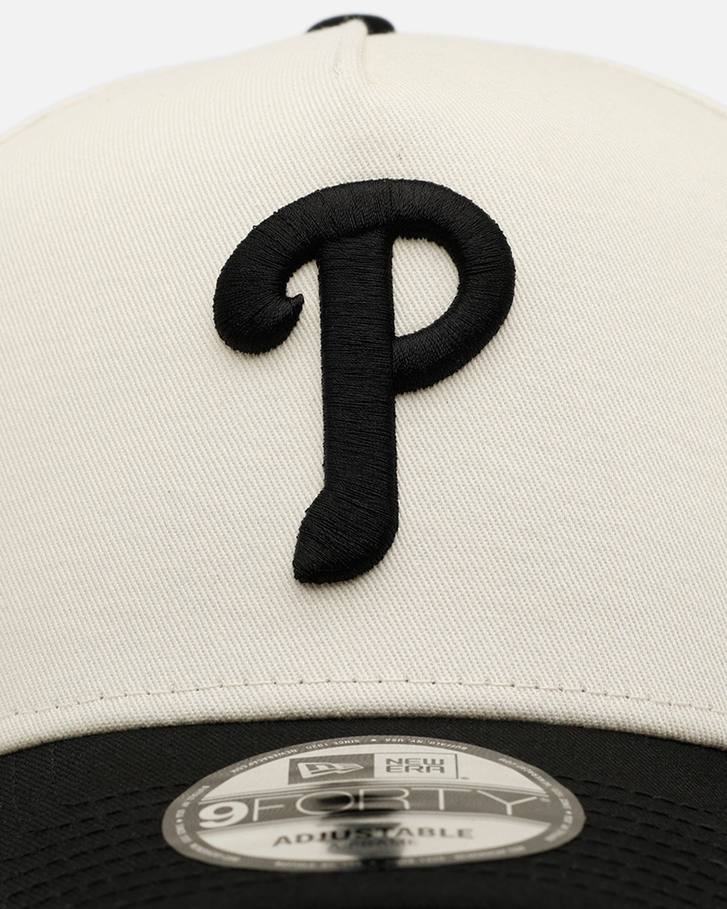 New Era Philadelphia Phillies Easy Chrome Black 9FORTY A - Frame Snapback Chrome/Black