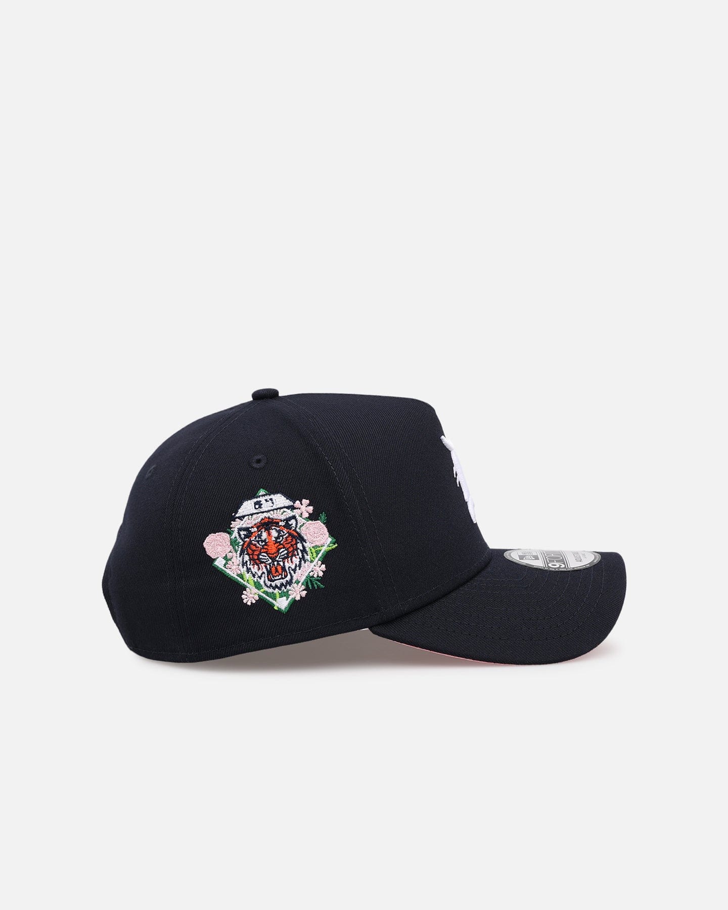 New Era Detroit Tigers Floral Side Patch 9FORTY A - Frame Snapback Official Team Color