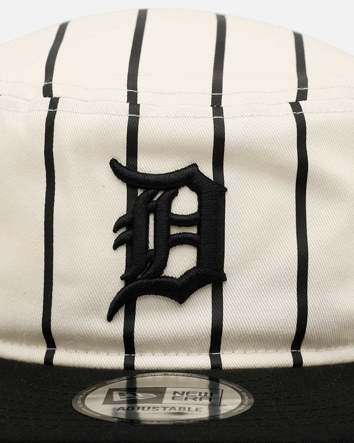 New Era Detroit Tigers Pinstripe Painter Snapback Chrome/Black