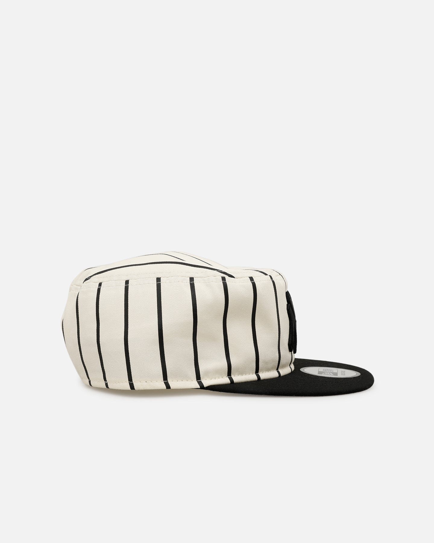 New Era New York Yankees Pinstripe Painter Snapback Chrome/Black