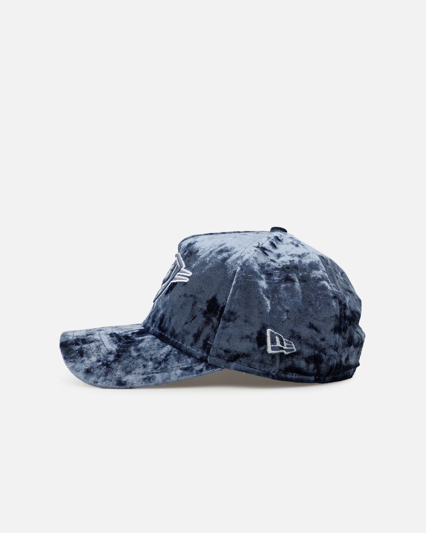 New Era Oklahoma City Thunder Crushed Blue Velvet 9FORTY A - Frame Snapback Blue